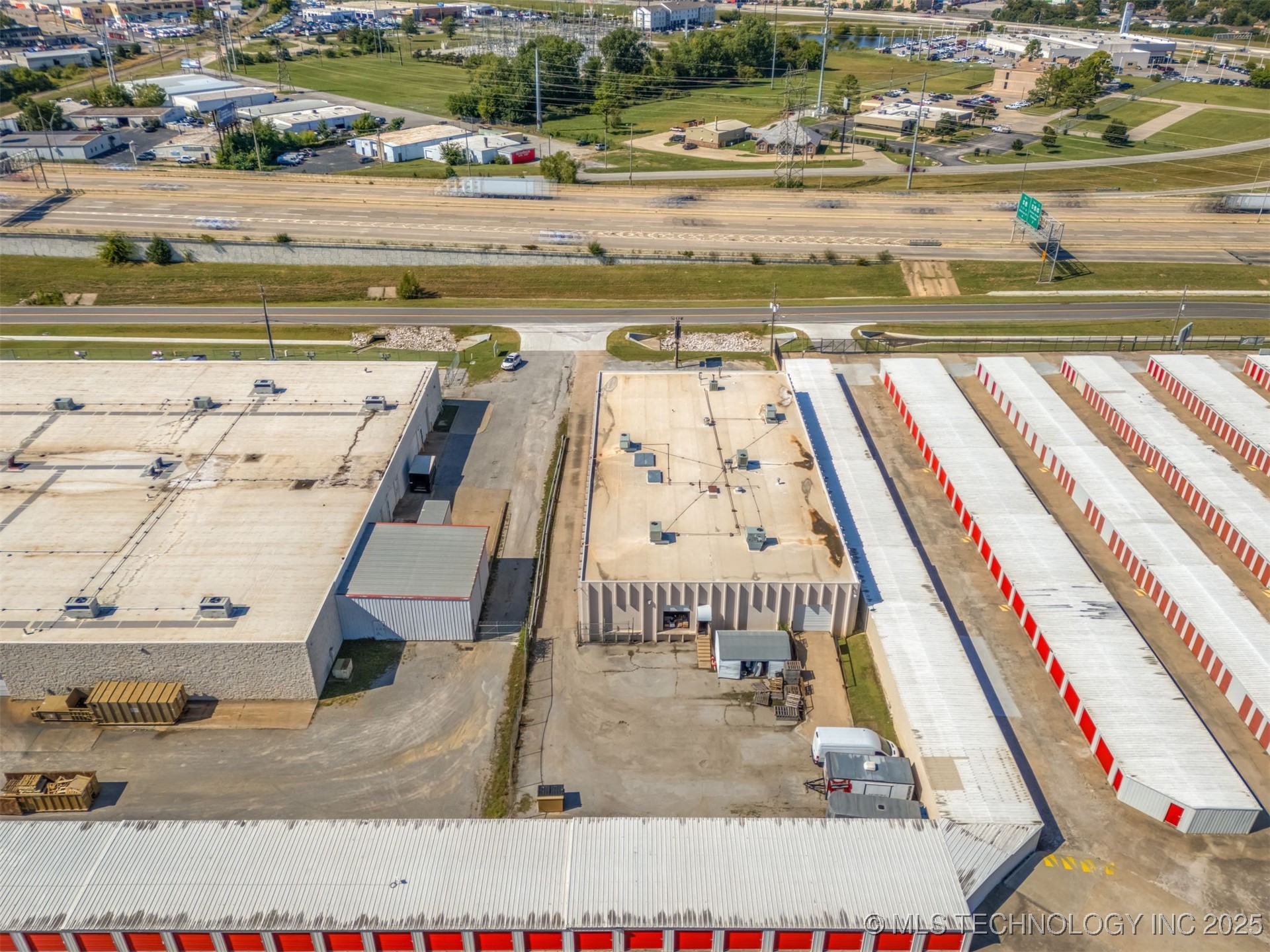 6580 E Skelly Drive Property Photo 85