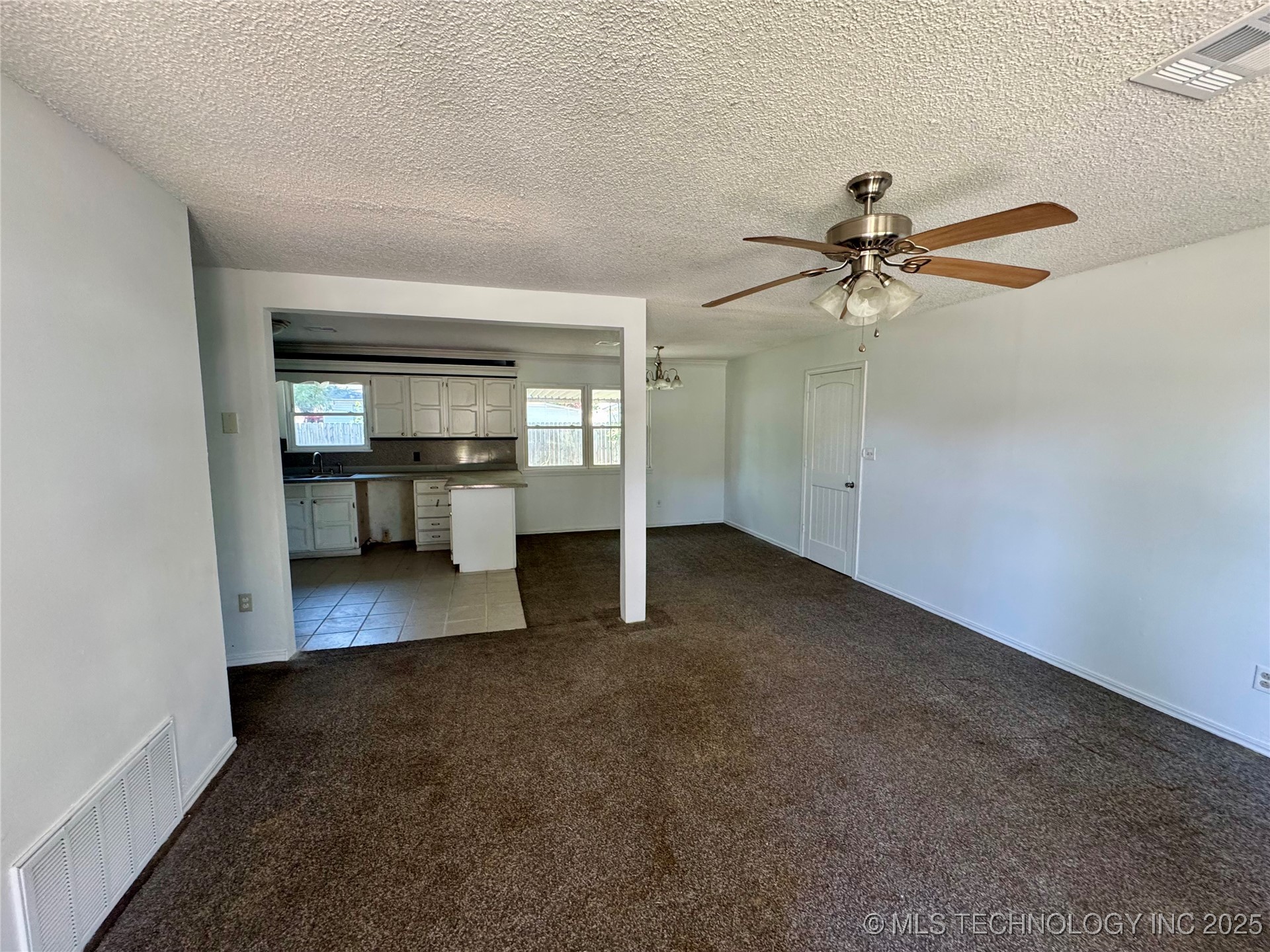 616 D Street Se Property Photo 5