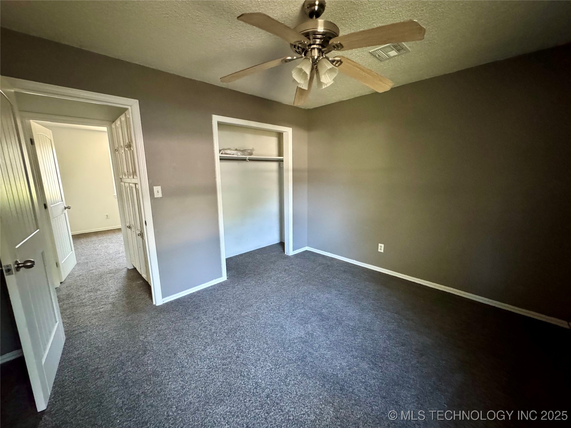 616 D Street Se Property Photo 8