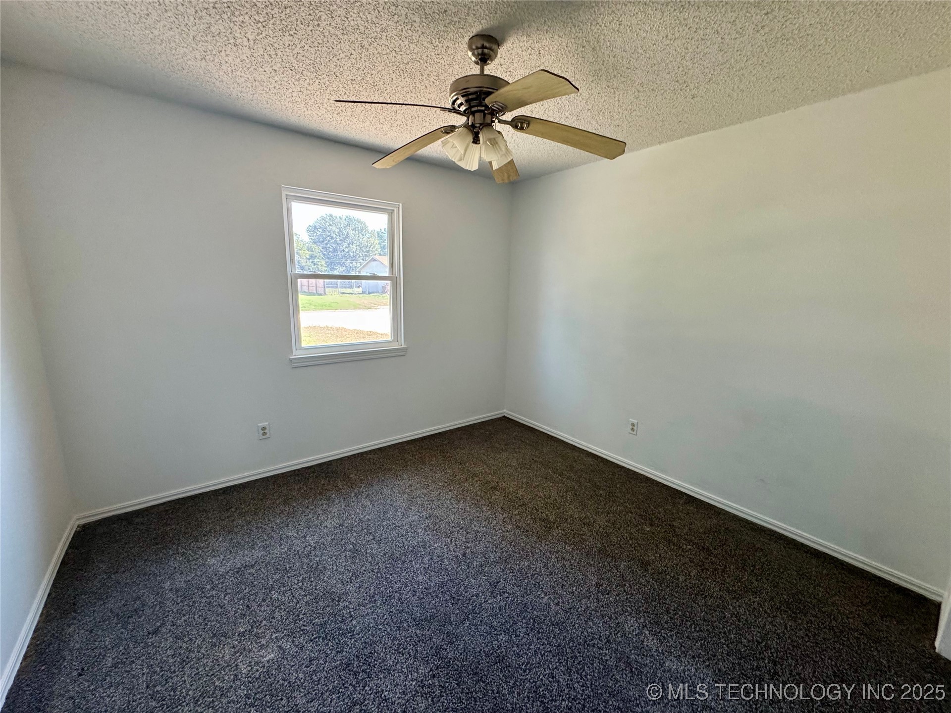 616 D Street Se Property Photo 10