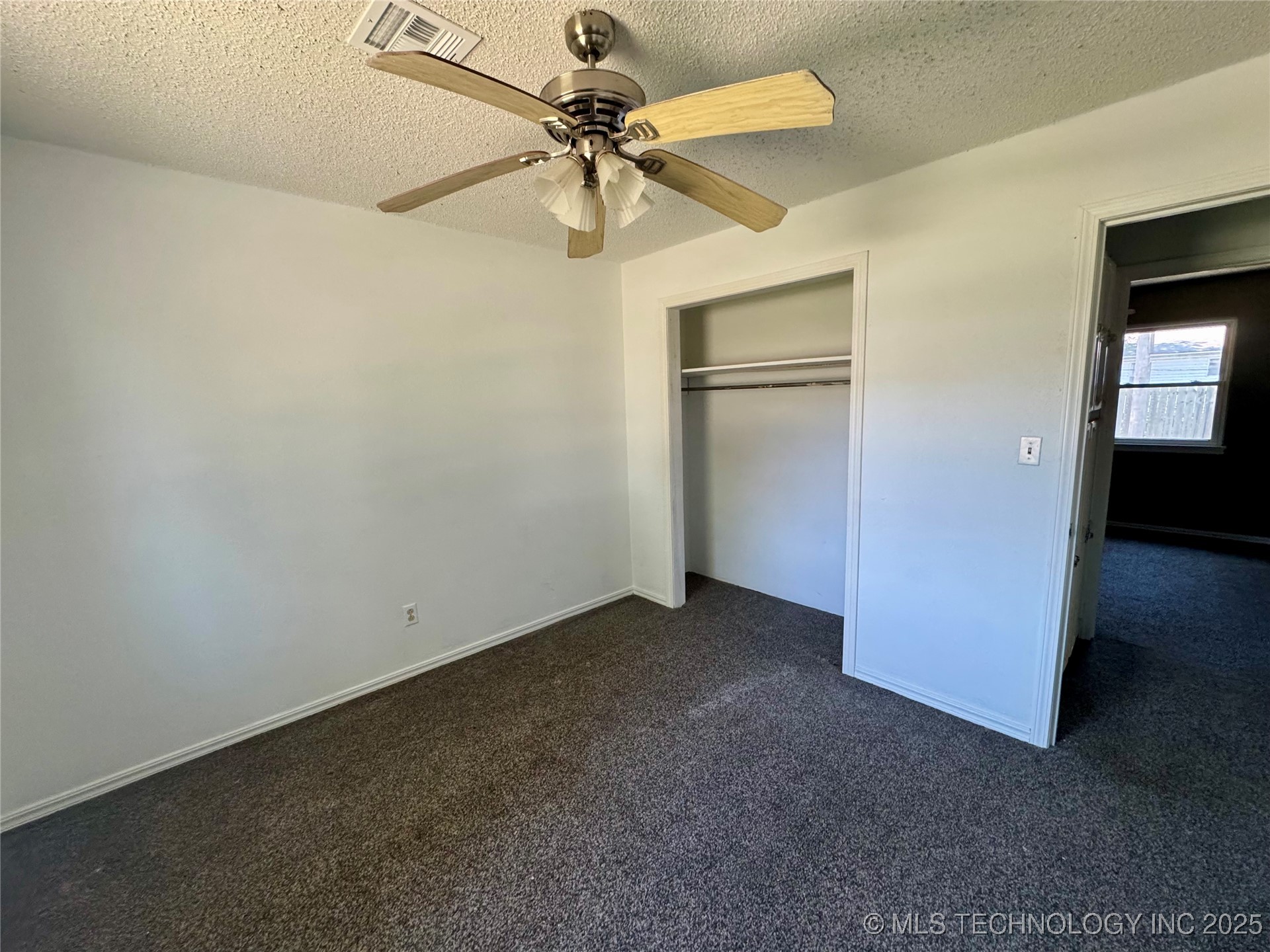 616 D Street Se Property Photo 11