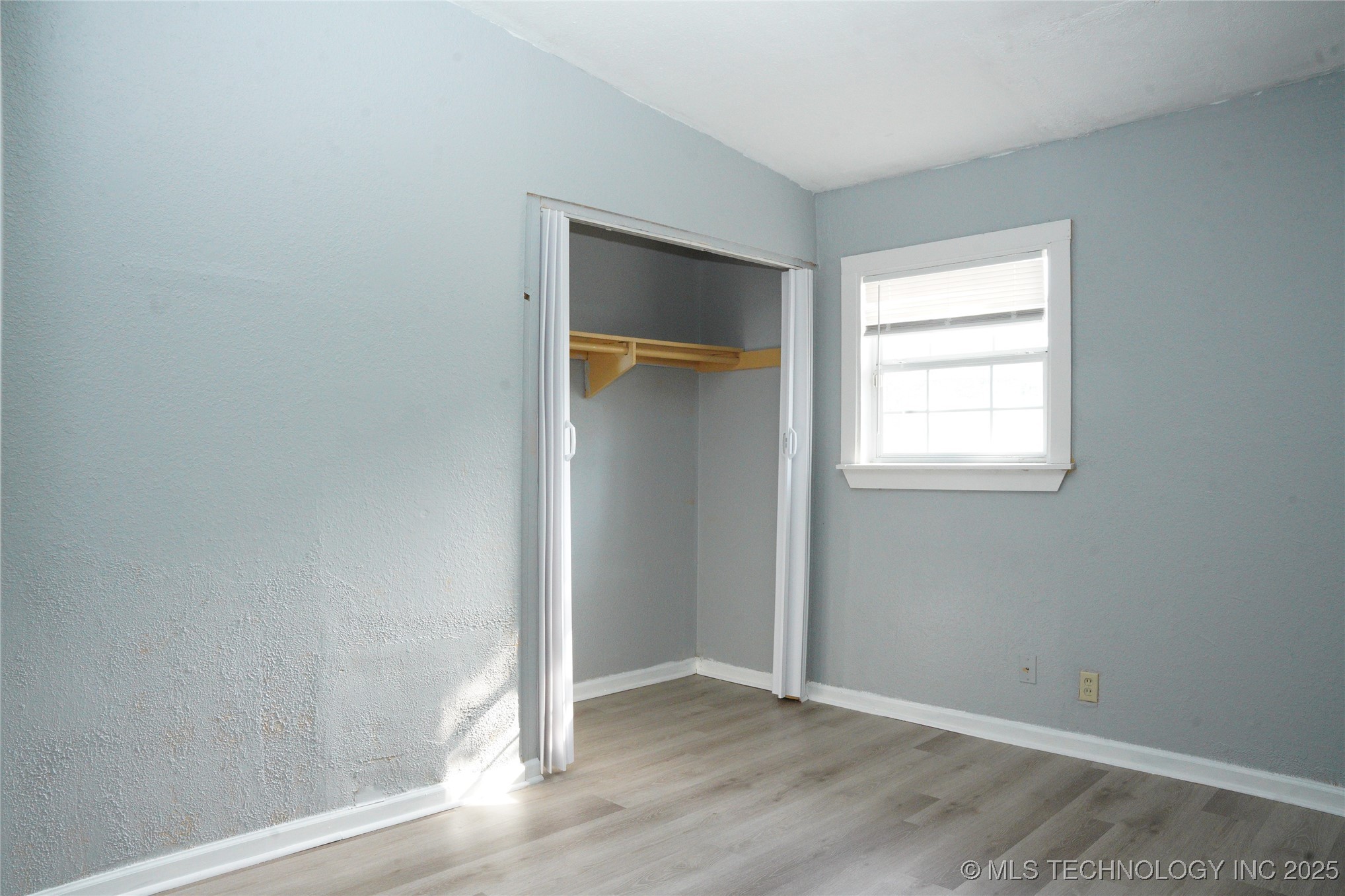 414 E 54th Street N Property Photo 15