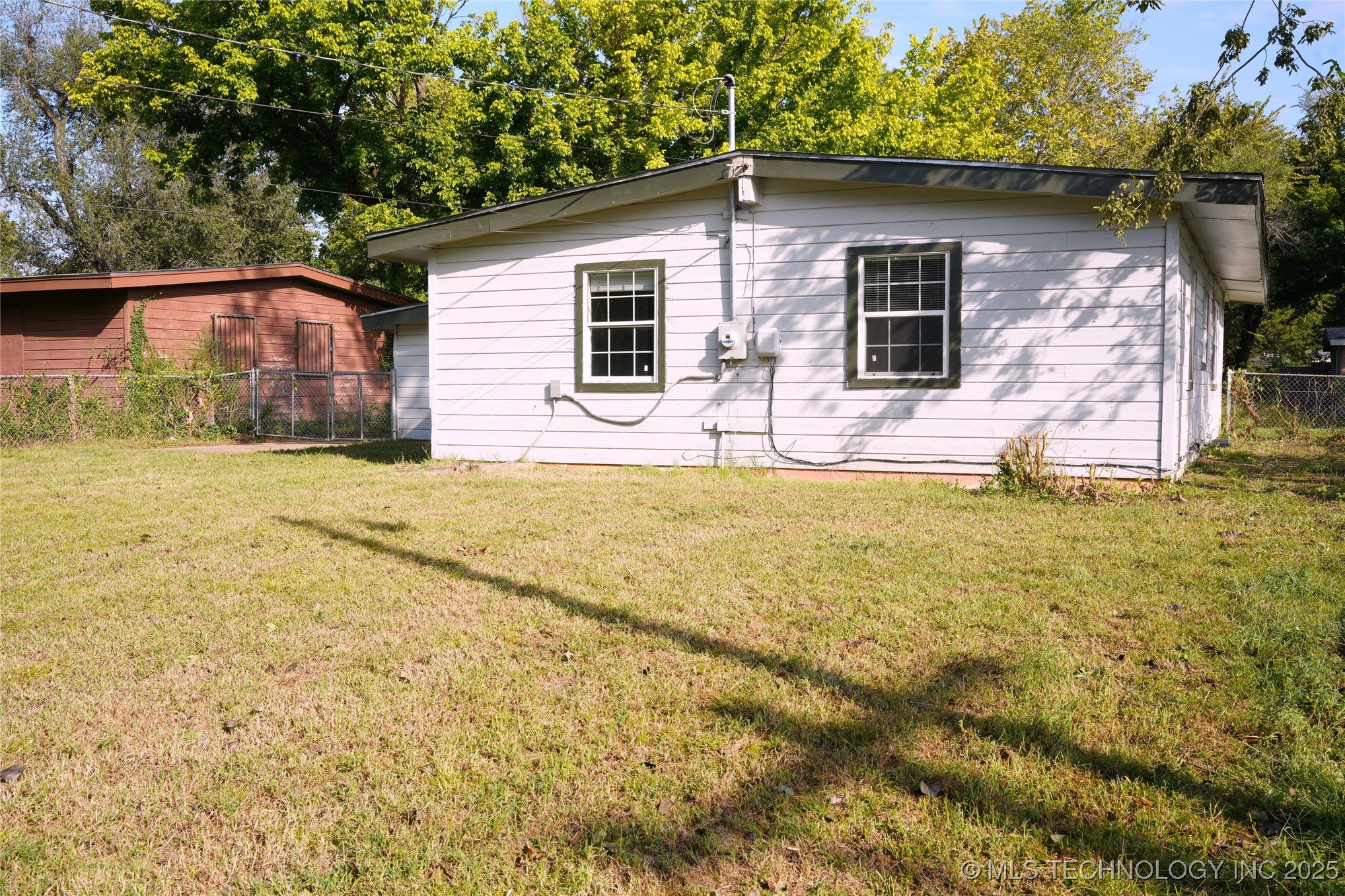 414 E 54th Street N Property Photo 23