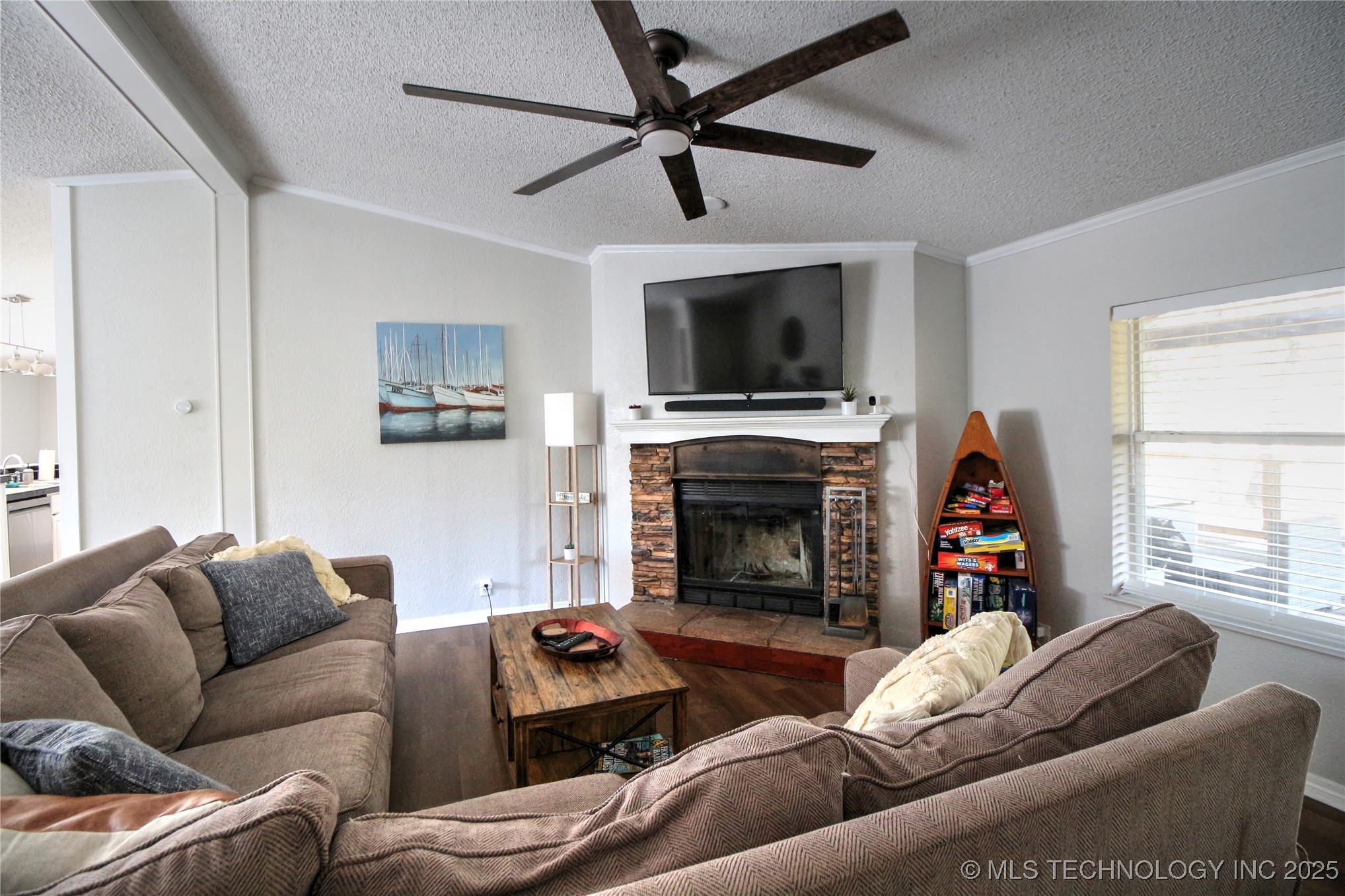 4028 Carefree Lane Property Photo 5