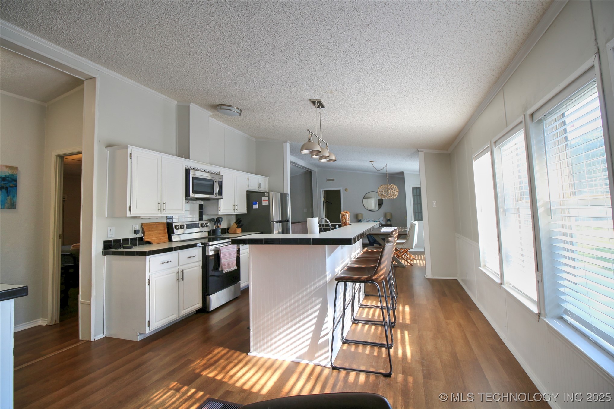 4028 Carefree Lane Property Photo 8