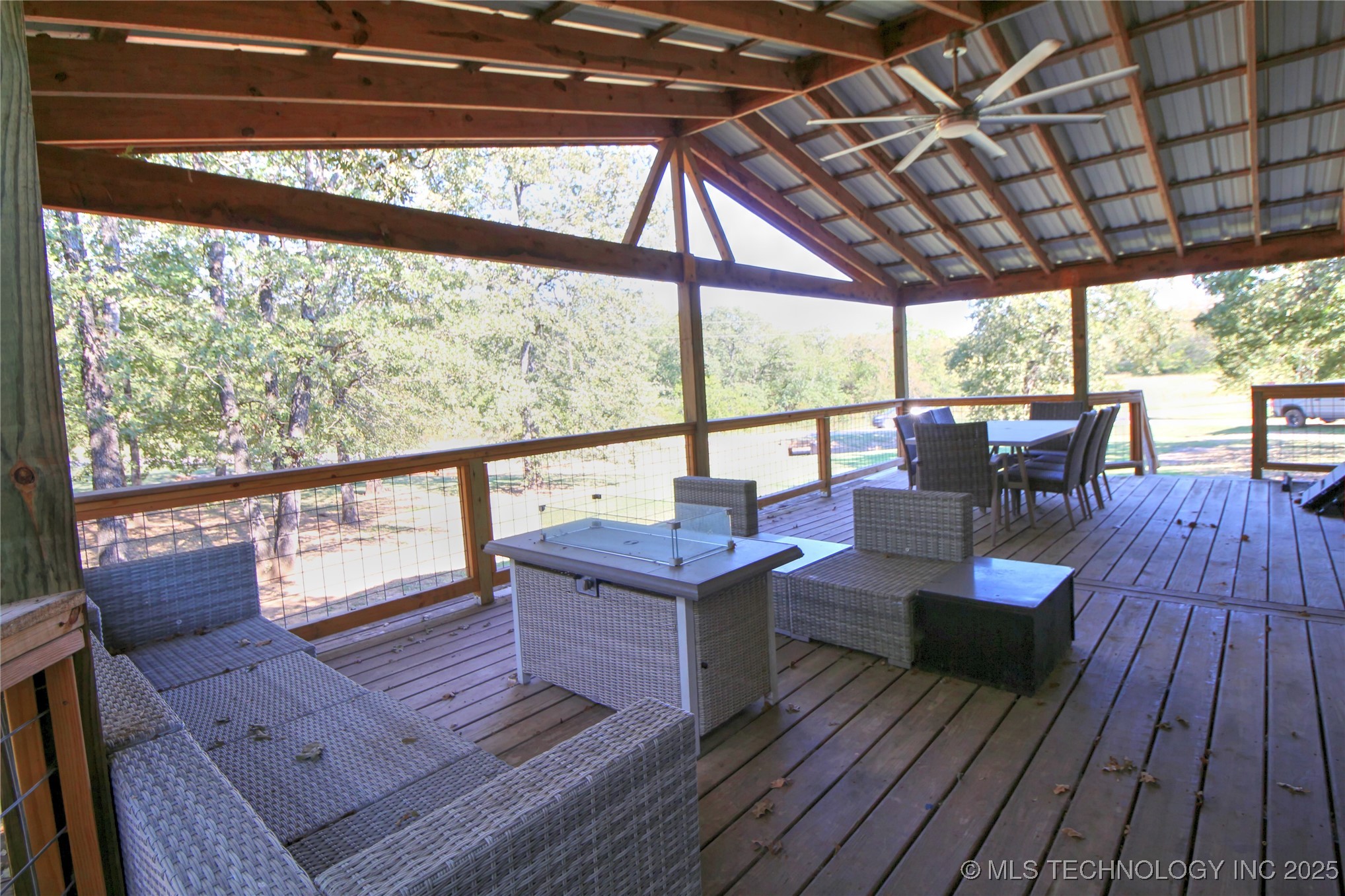 4028 Carefree Lane Property Photo 21