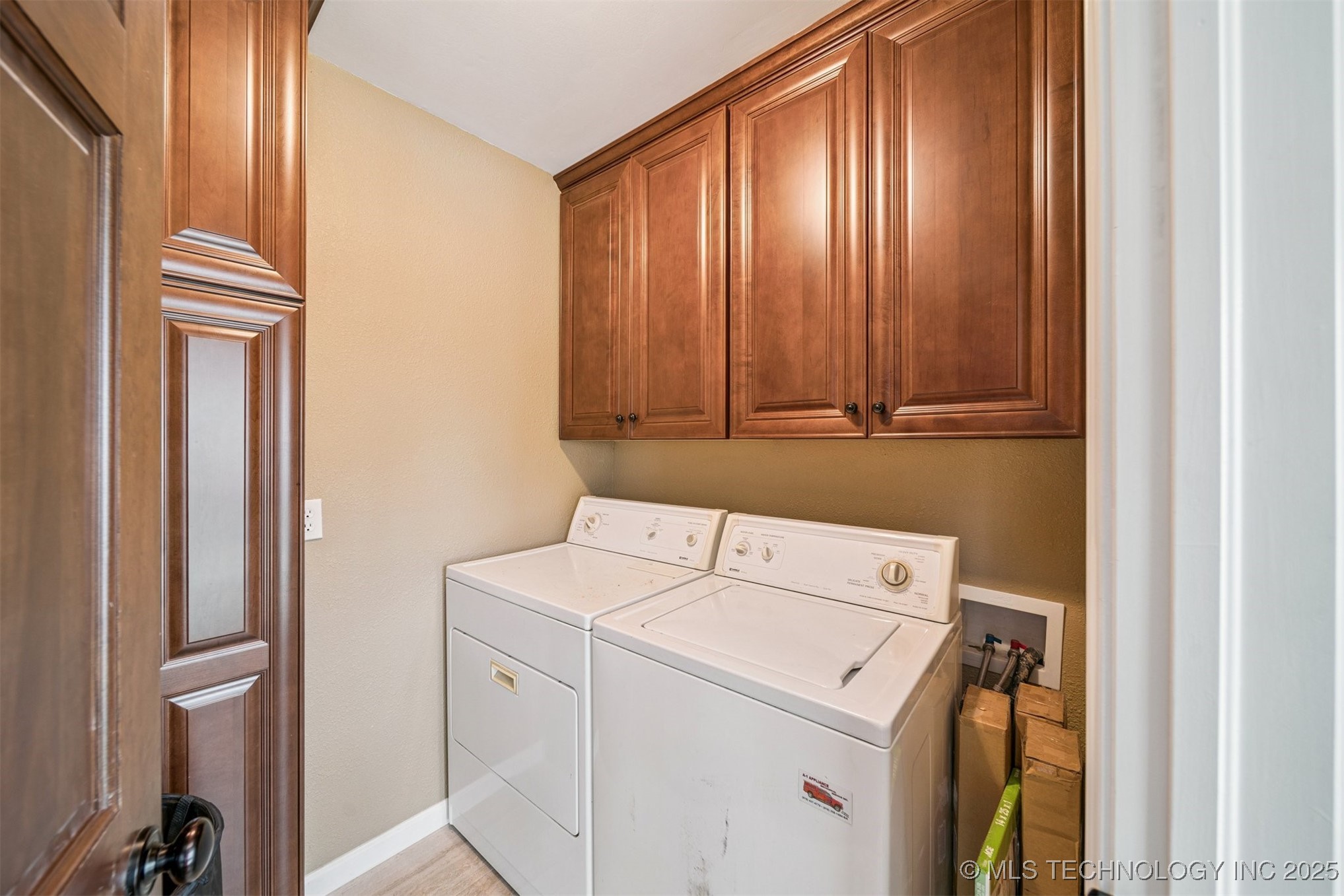 2131 E 31 Street Property Photo 32