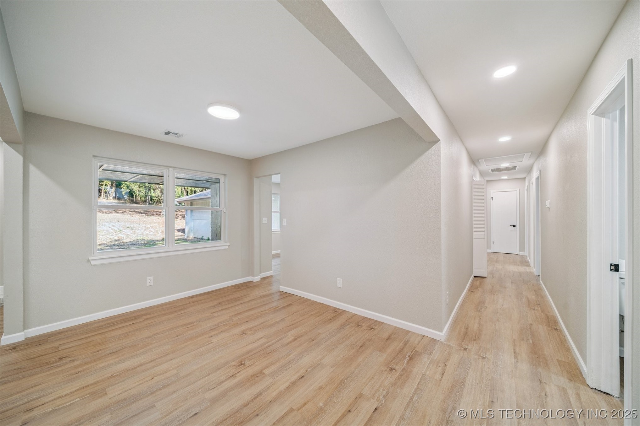 7624 S 230th East Avenue Property Photo 19