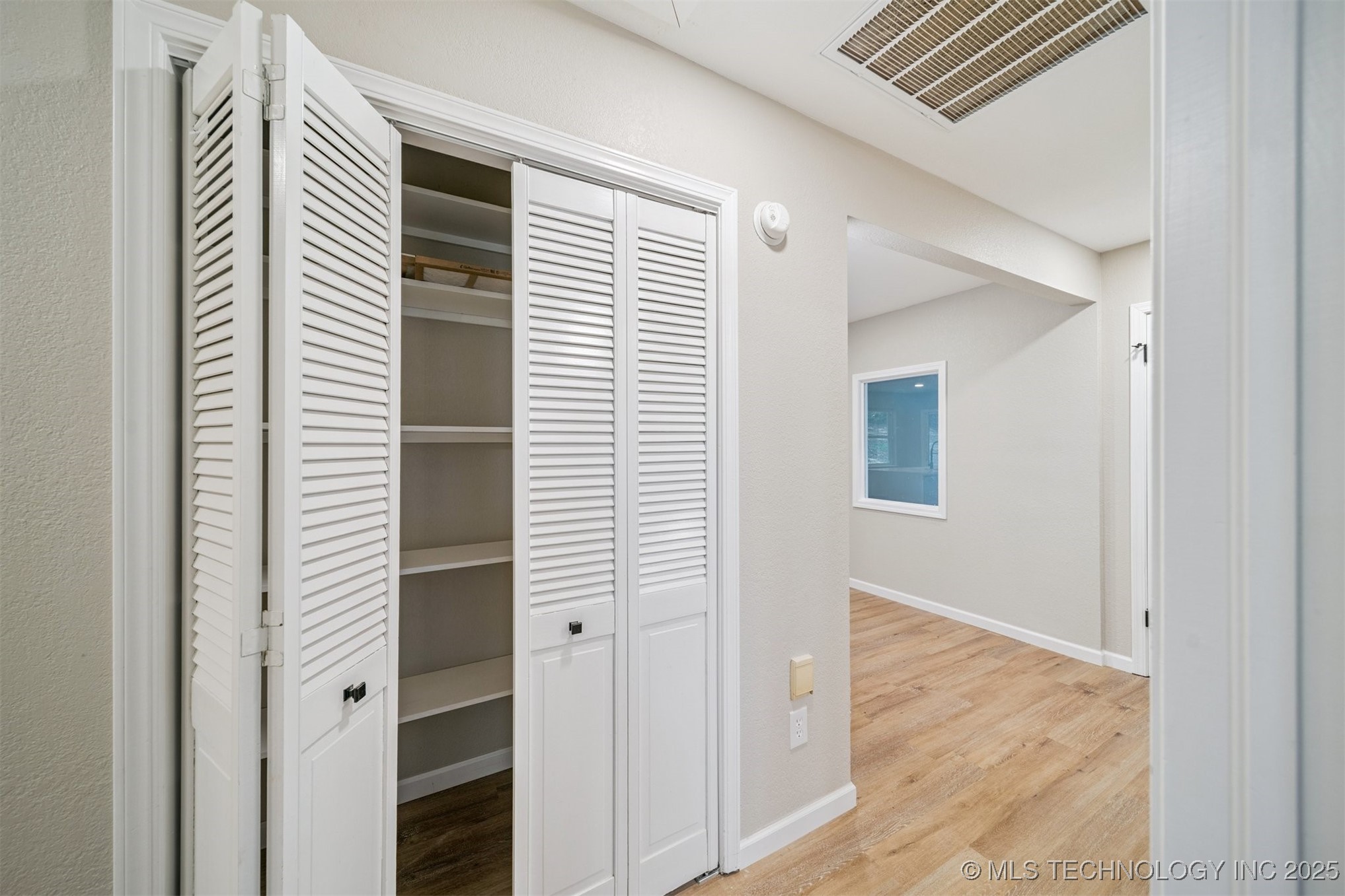 7624 S 230th East Avenue Property Photo 22