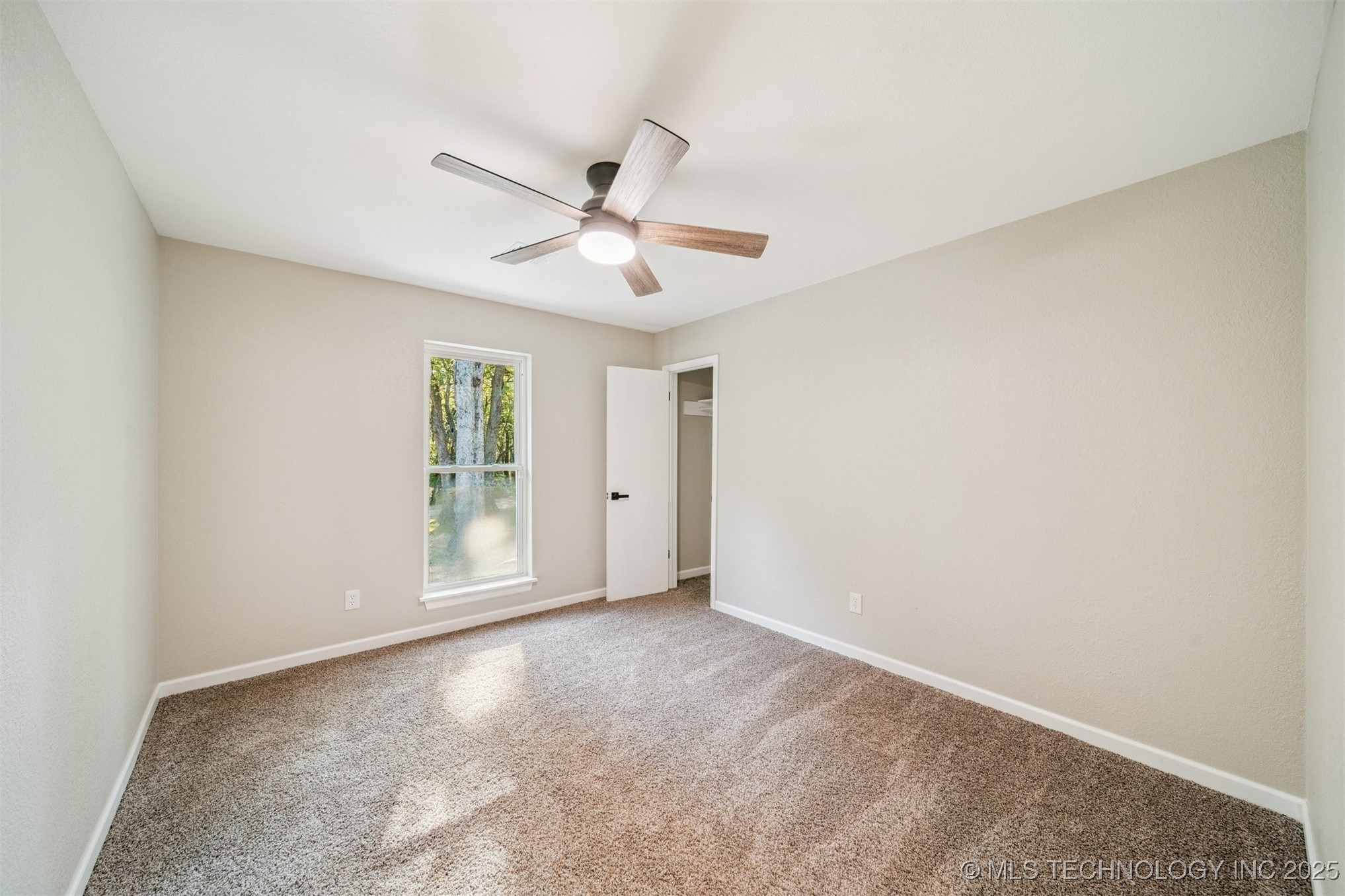 7624 S 230th East Avenue Property Photo 23