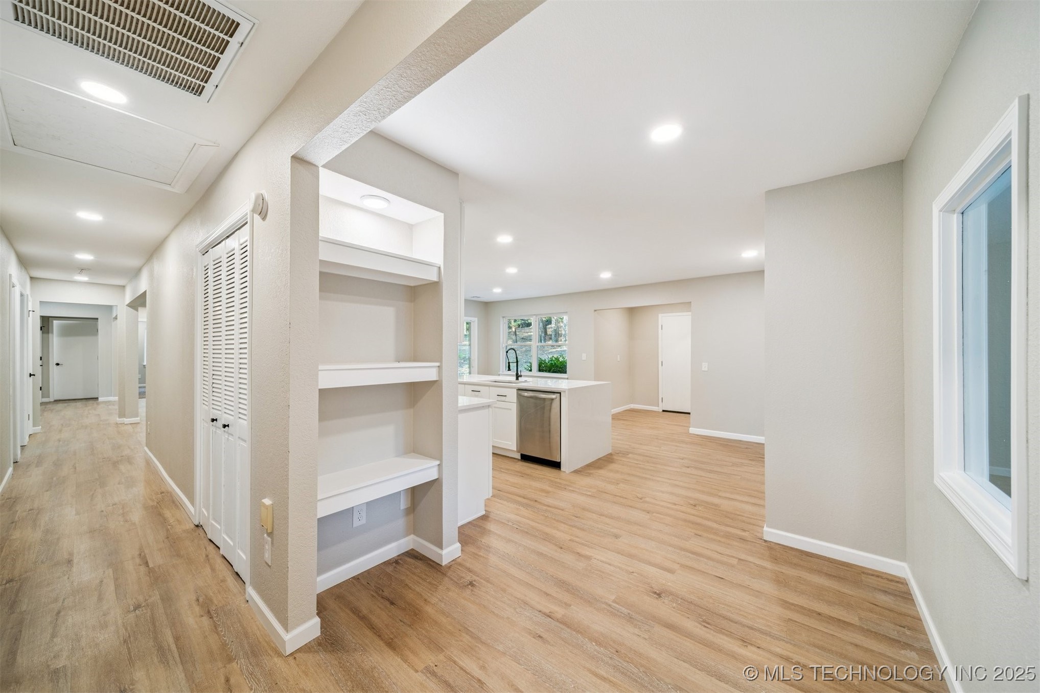 7624 S 230th East Avenue Property Photo 26