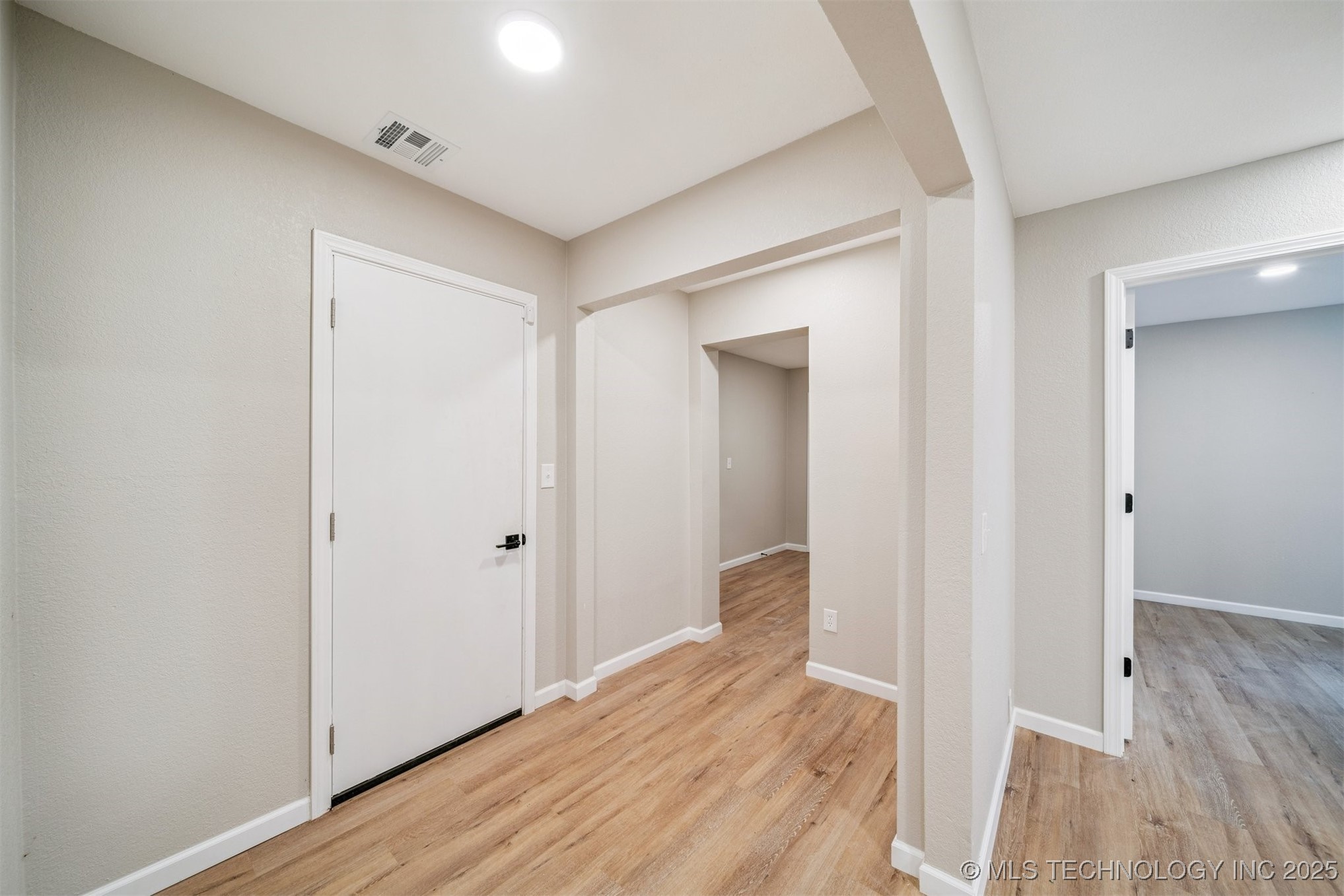 7624 S 230th East Avenue Property Photo 28