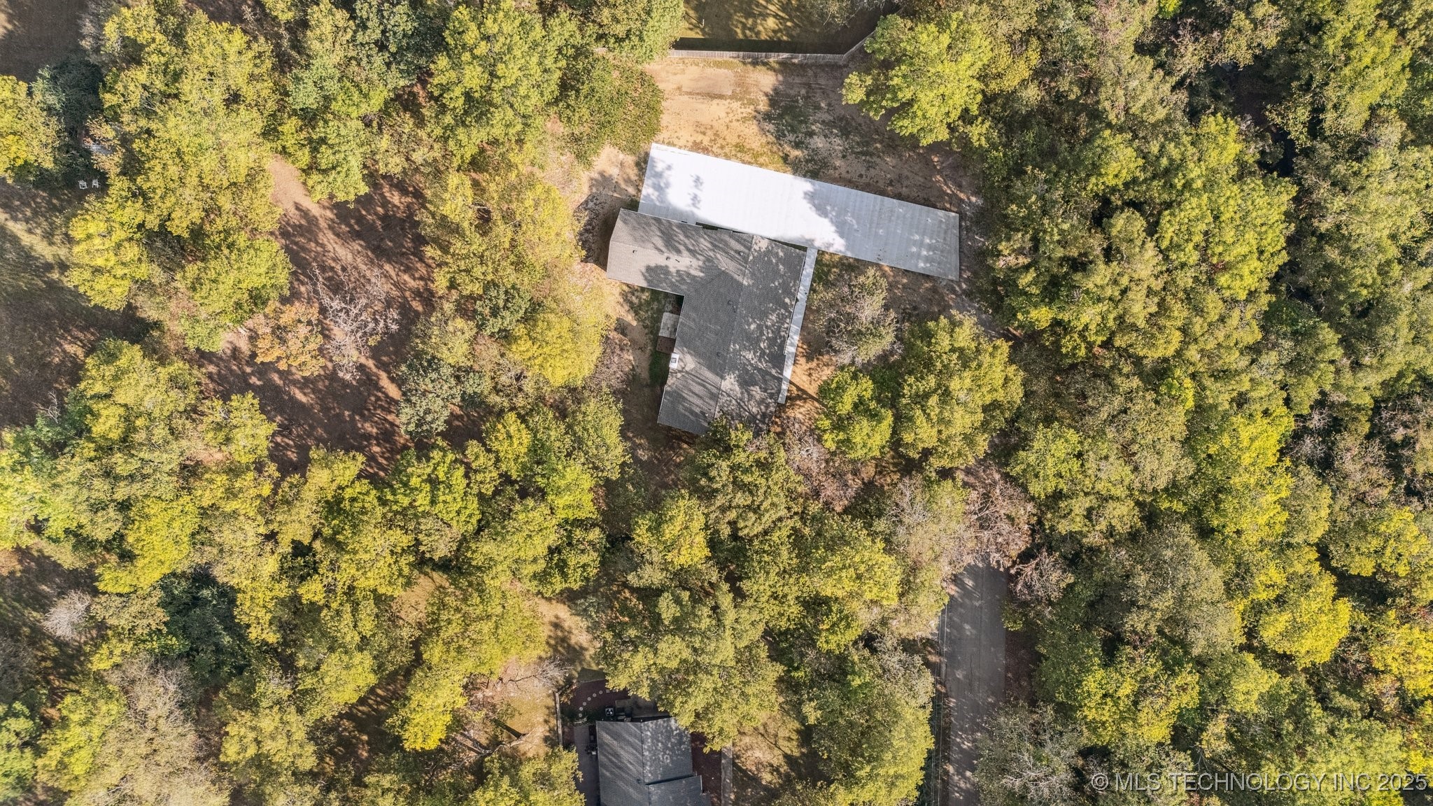 7624 S 230th East Avenue Property Photo 32