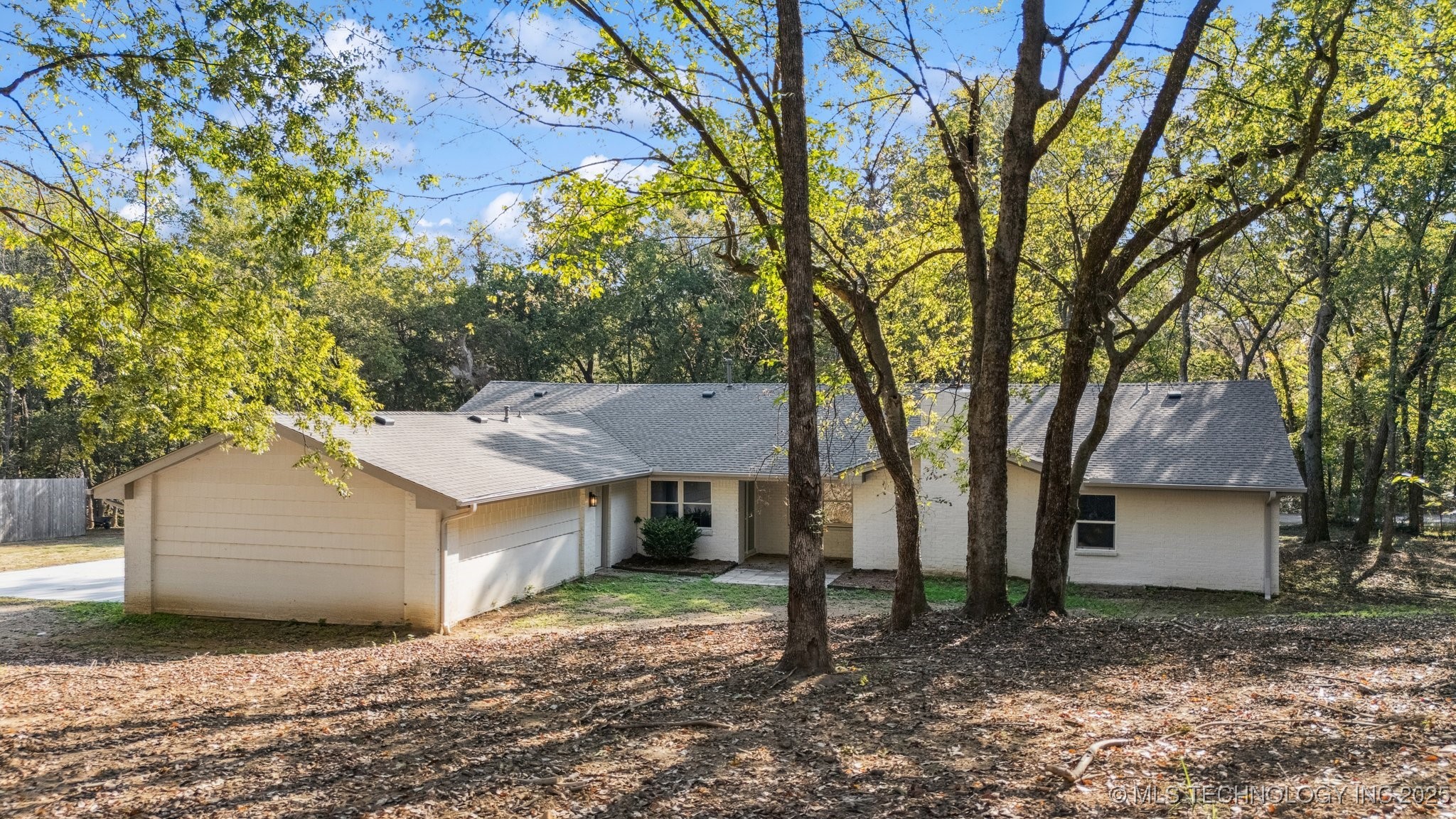 7624 S 230th East Avenue Property Photo 35