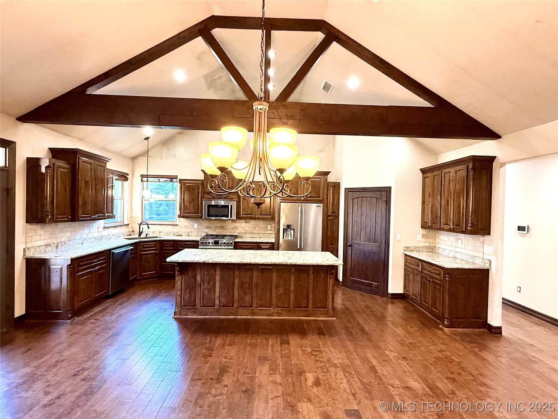 427996 E 1050 Rd Road Property Photo 13