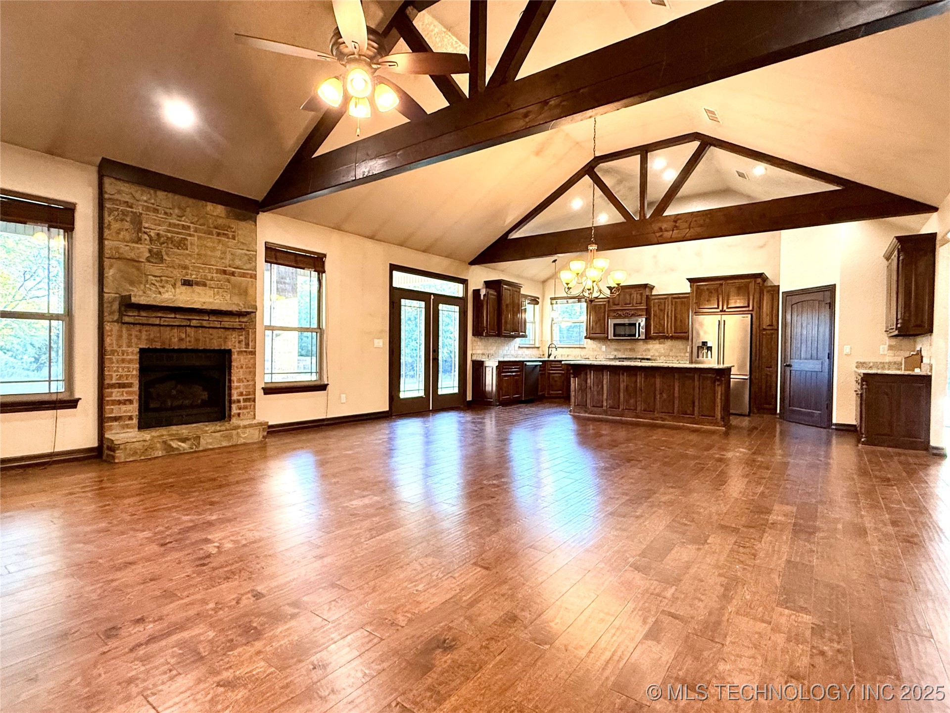 427996 E 1050 Rd Road Property Photo 14