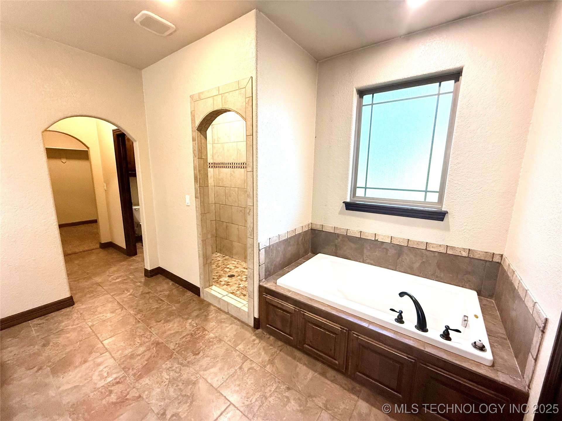 427996 E 1050 Rd Road Property Photo 20