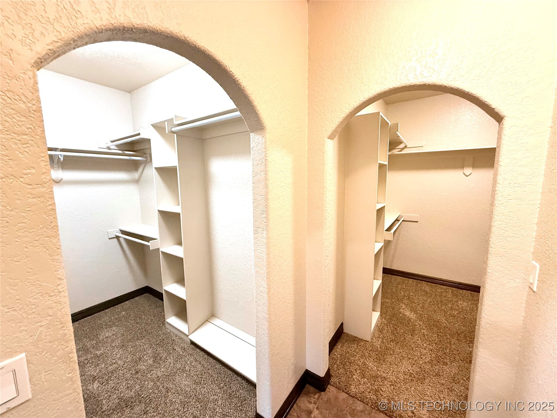 427996 E 1050 Rd Road Property Photo 24