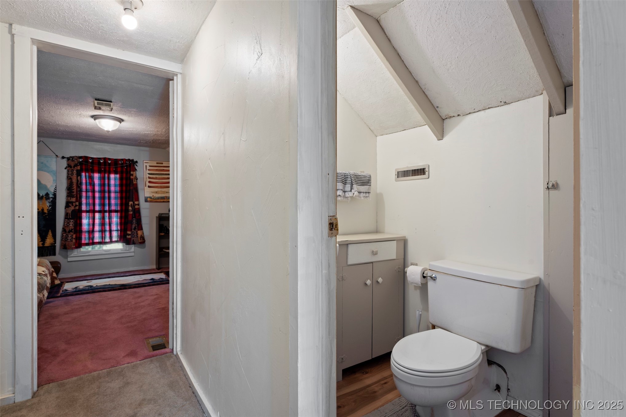 320 W Tahlequah Property Photo 21