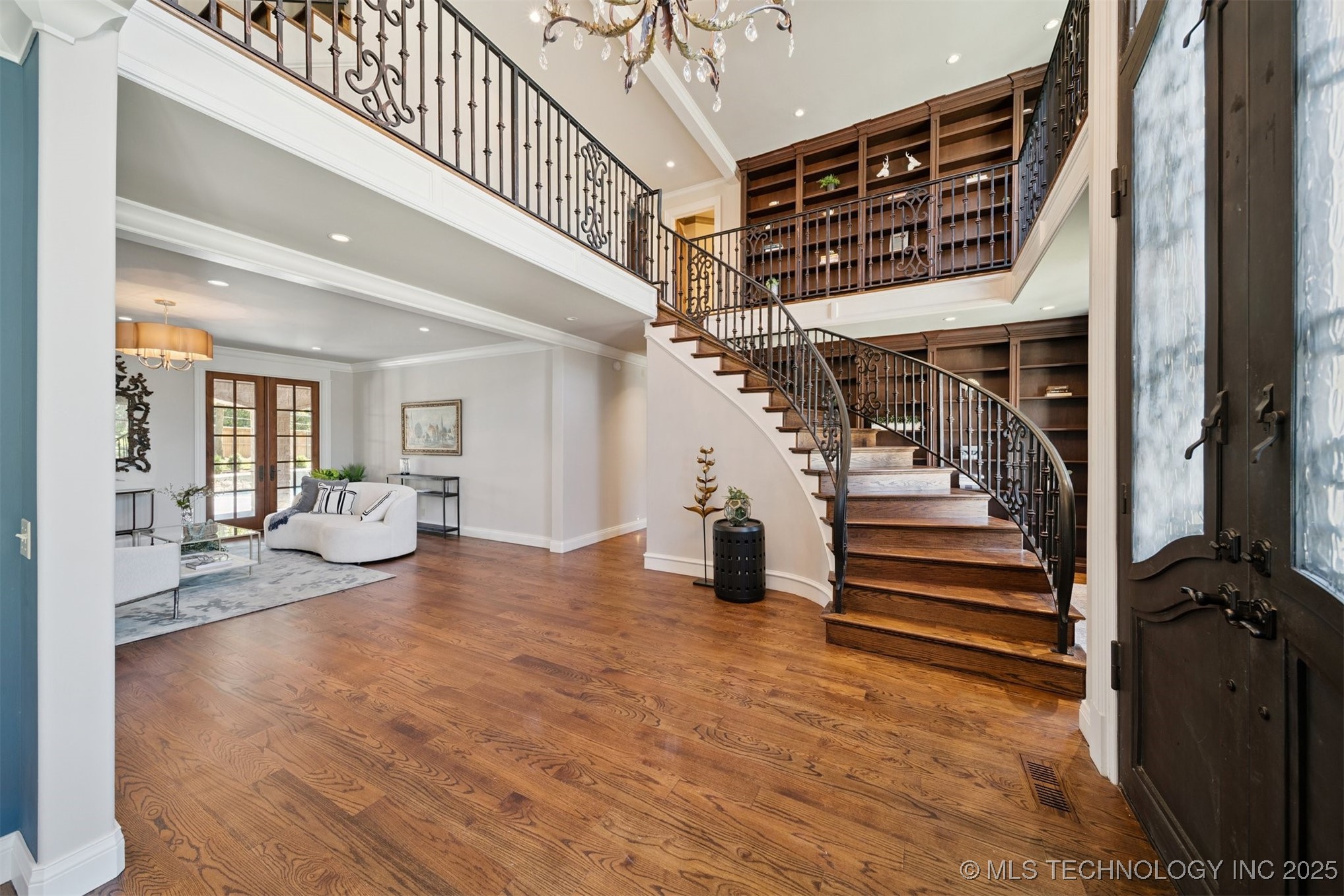 3633 E 104th Street Property Photo 9