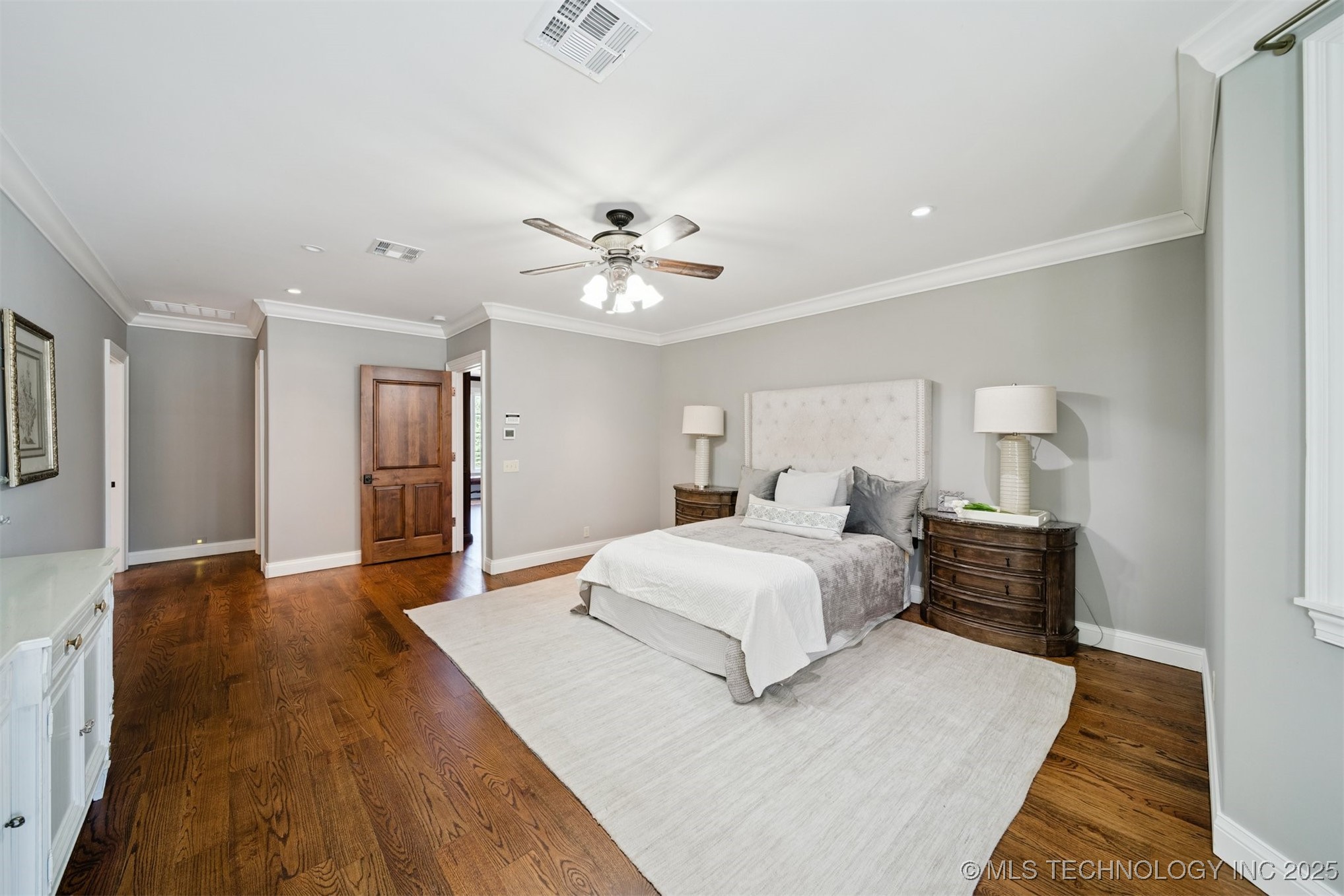 3633 E 104th Street Property Photo 19