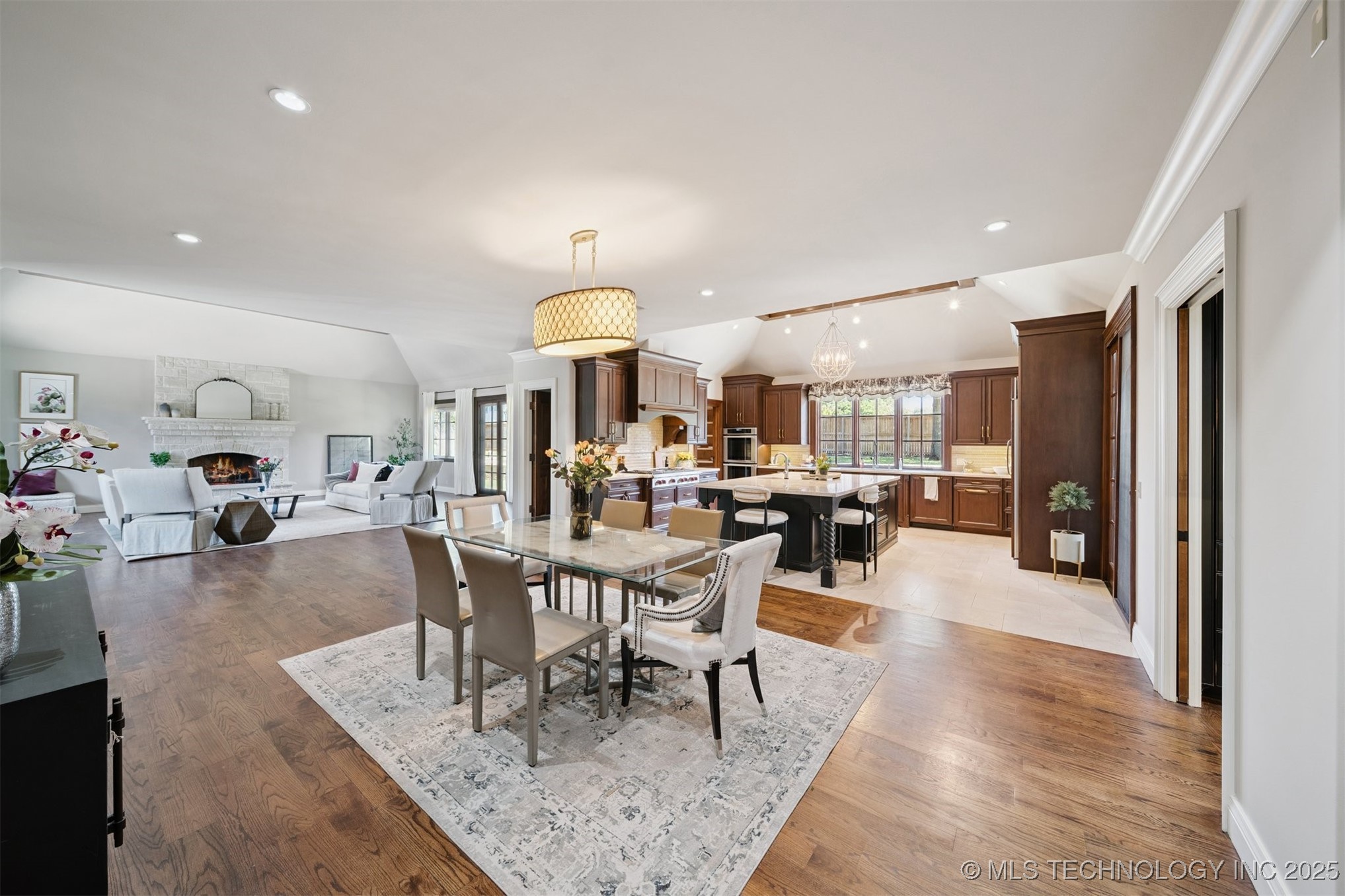 3633 E 104th Street Property Photo 31