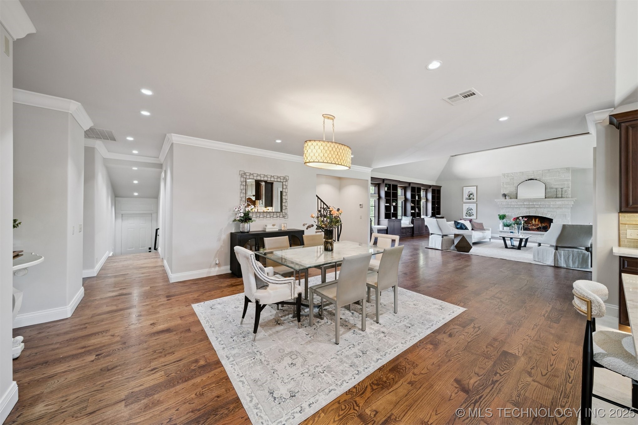 3633 E 104th Street Property Photo 32