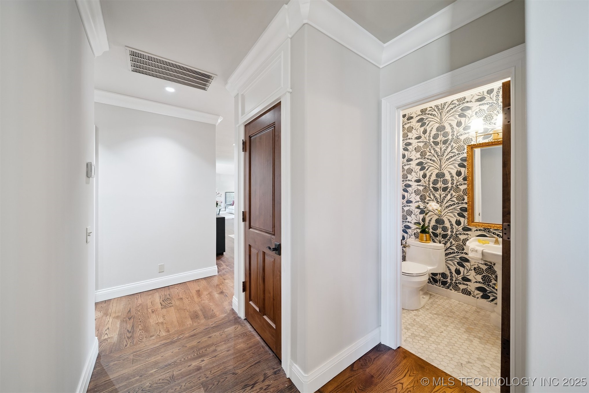 3633 E 104th Street Property Photo 47