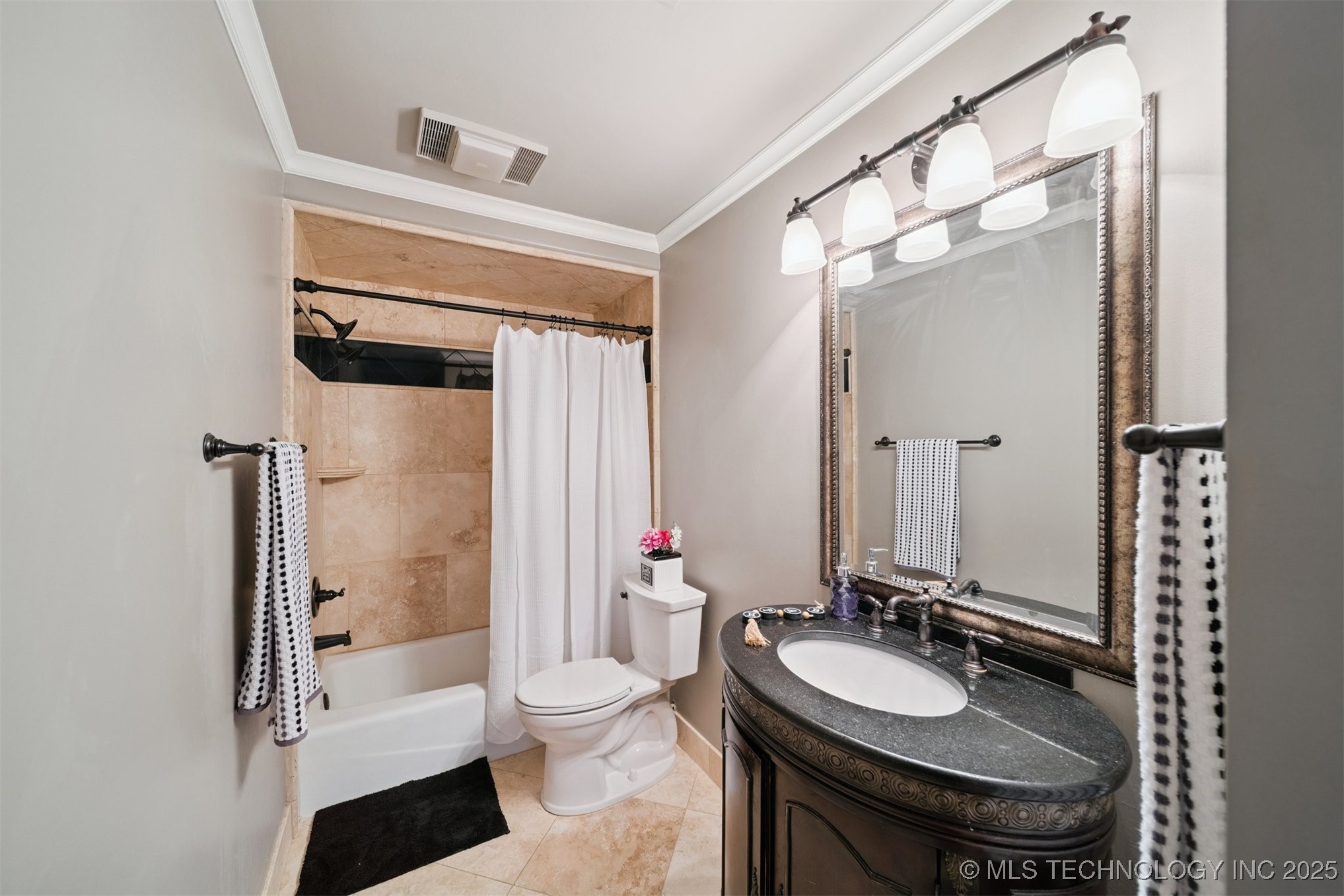 3633 E 104th Street Property Photo 63