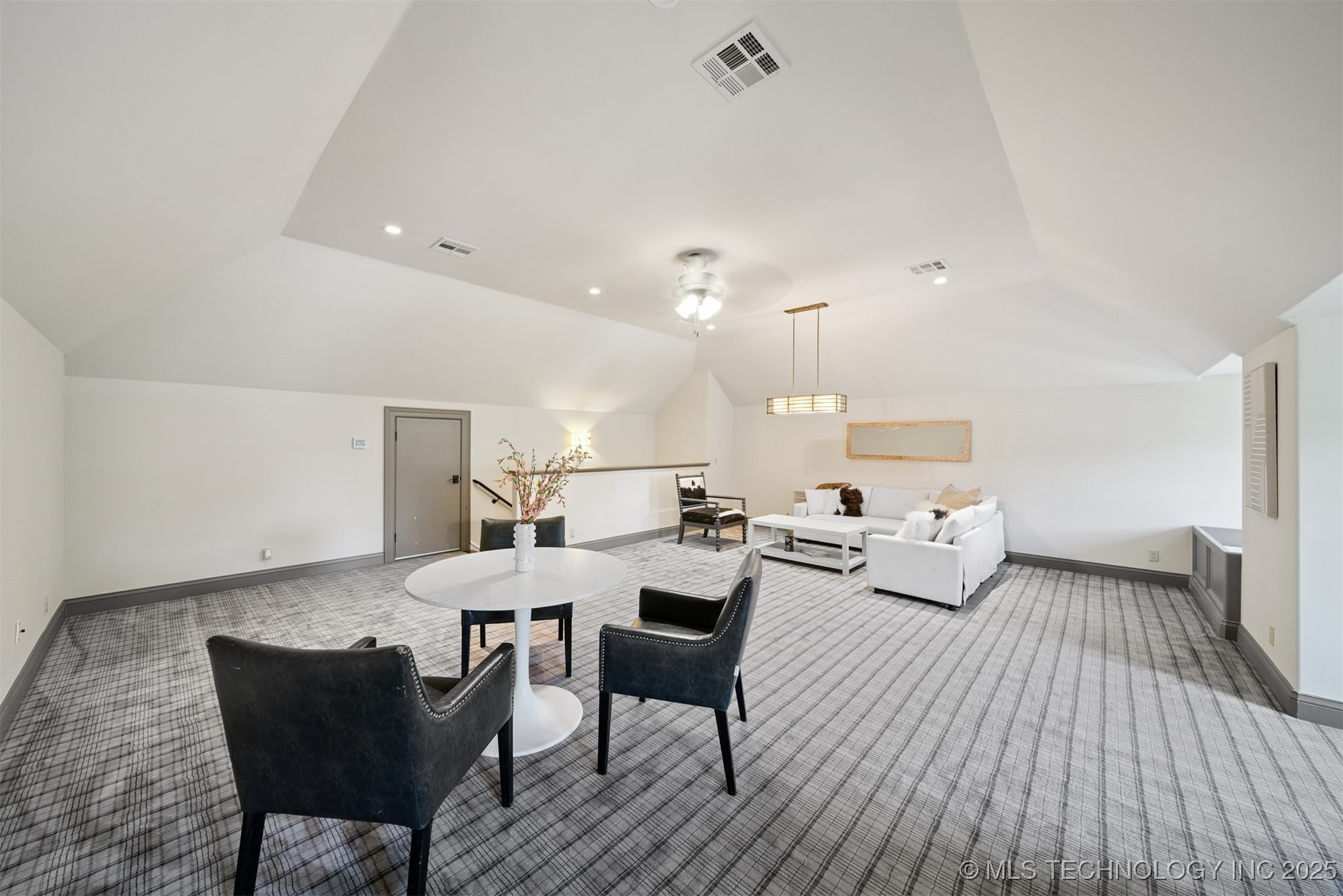 3633 E 104th Street Property Photo 72