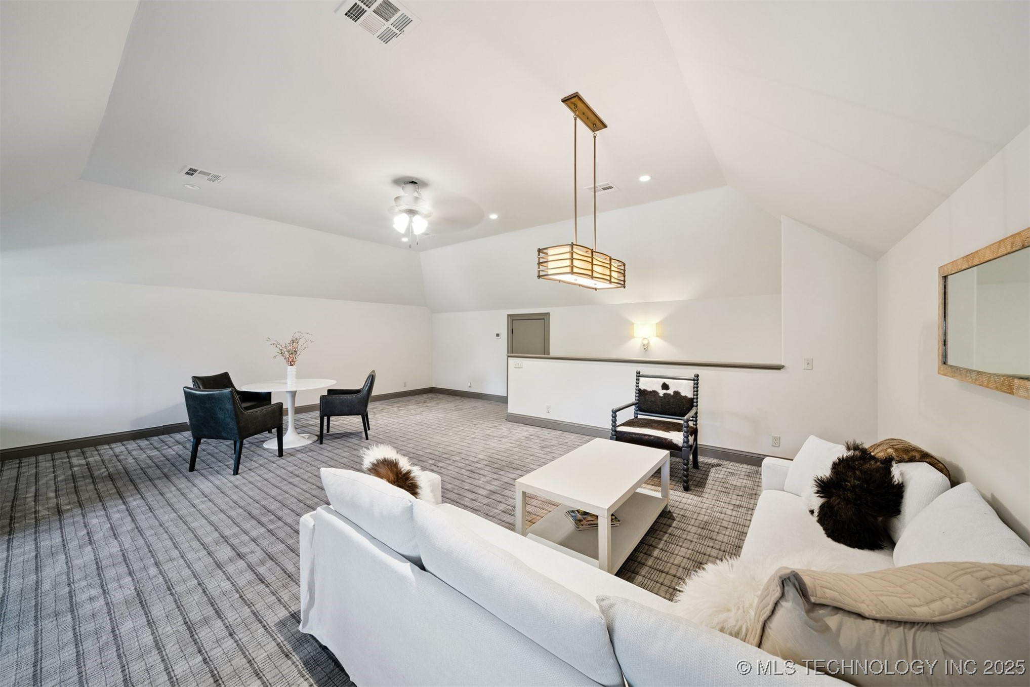 3633 E 104th Street Property Photo 73