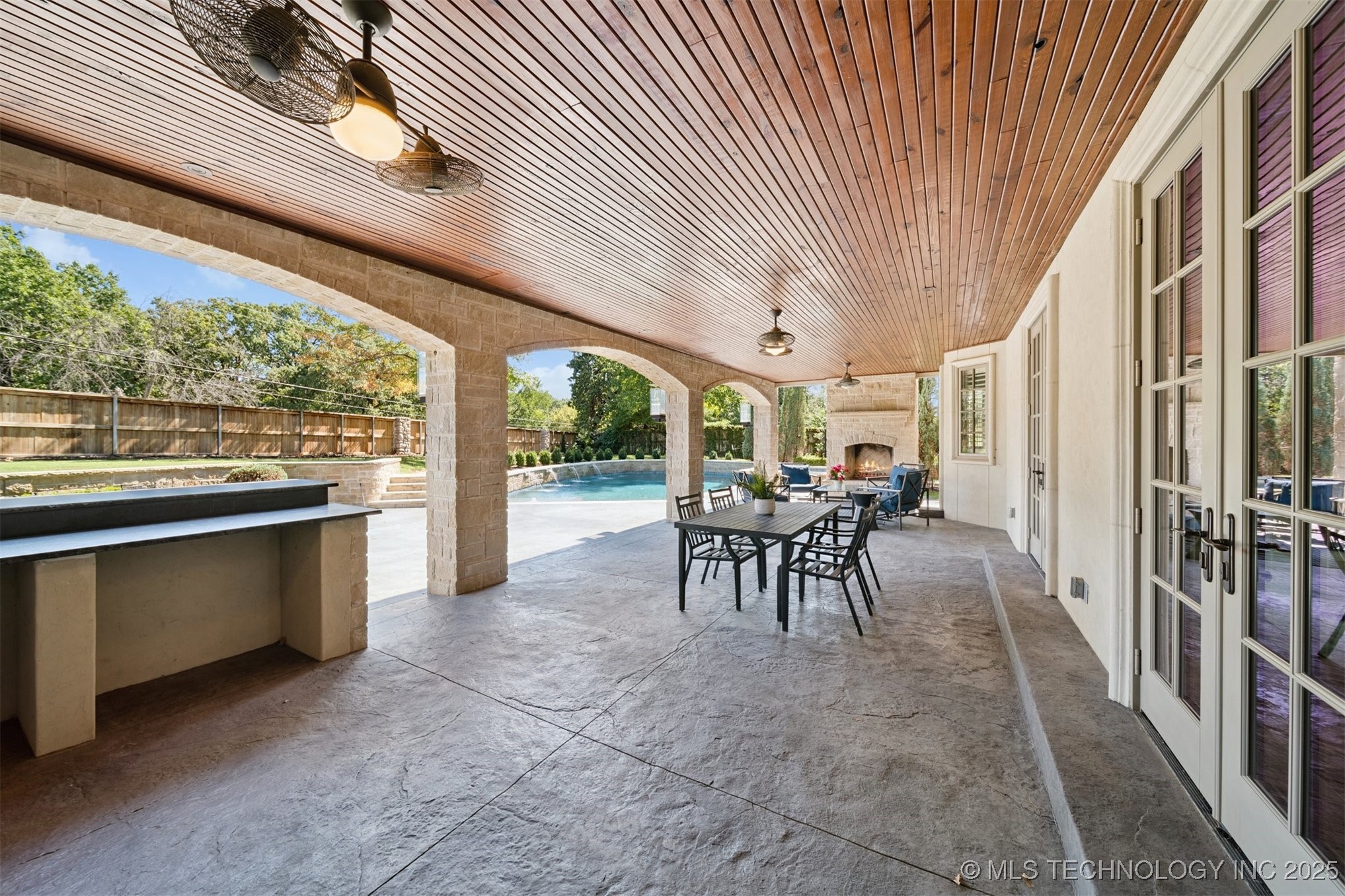 3633 E 104th Street Property Photo 75