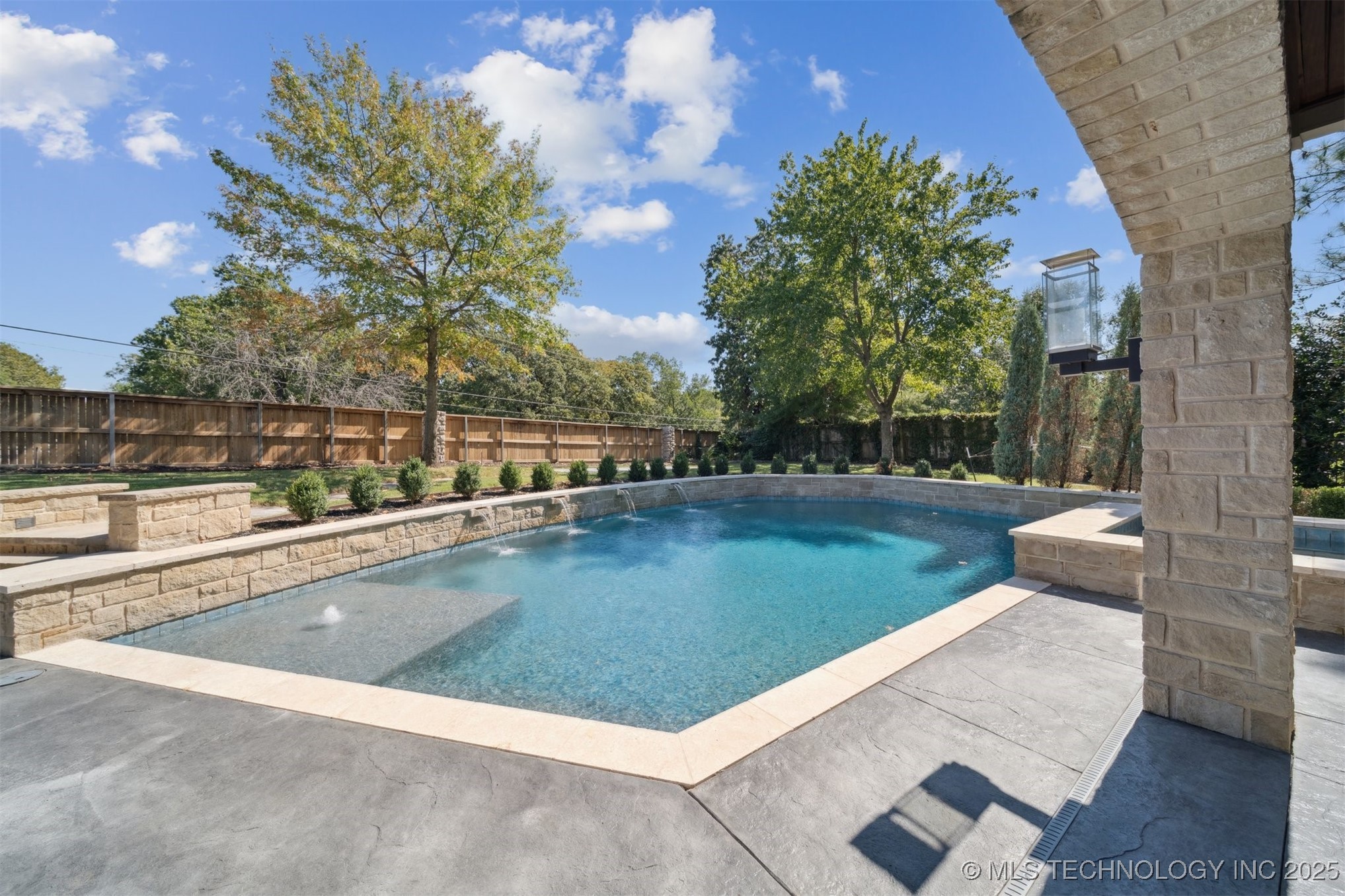 3633 E 104th Street Property Photo 80