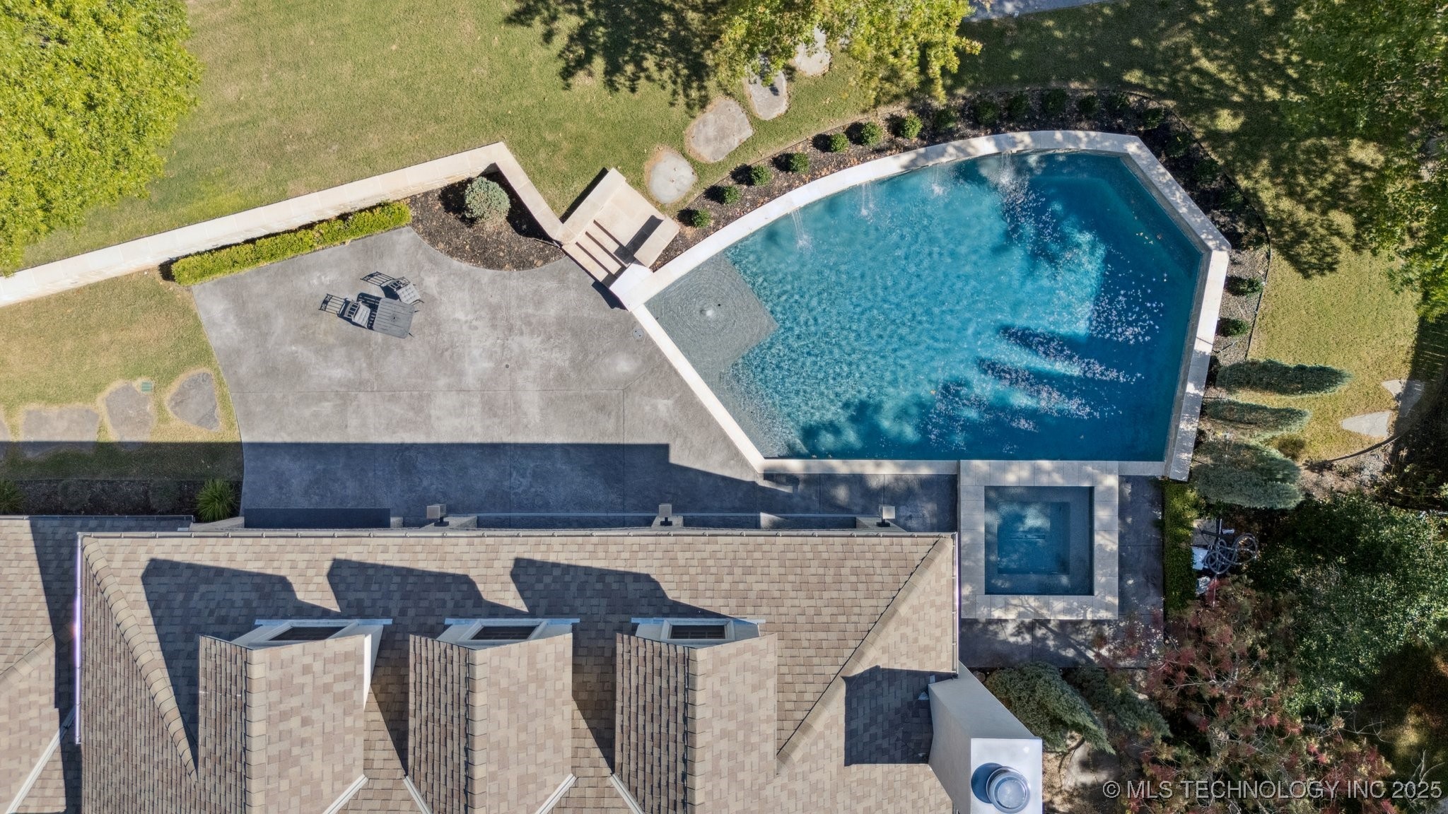 3633 E 104th Street Property Photo 86