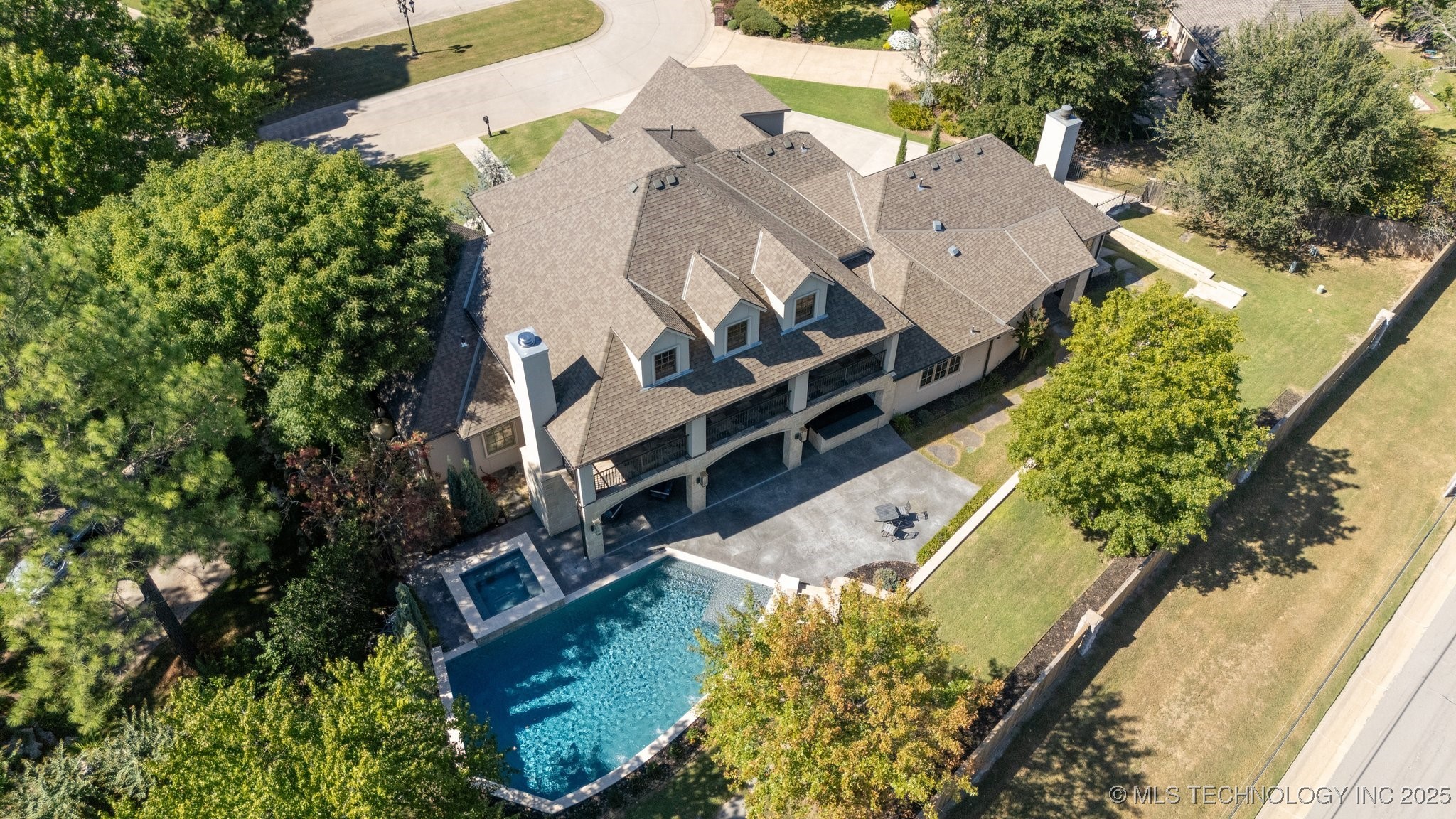 3633 E 104th Street Property Photo 89