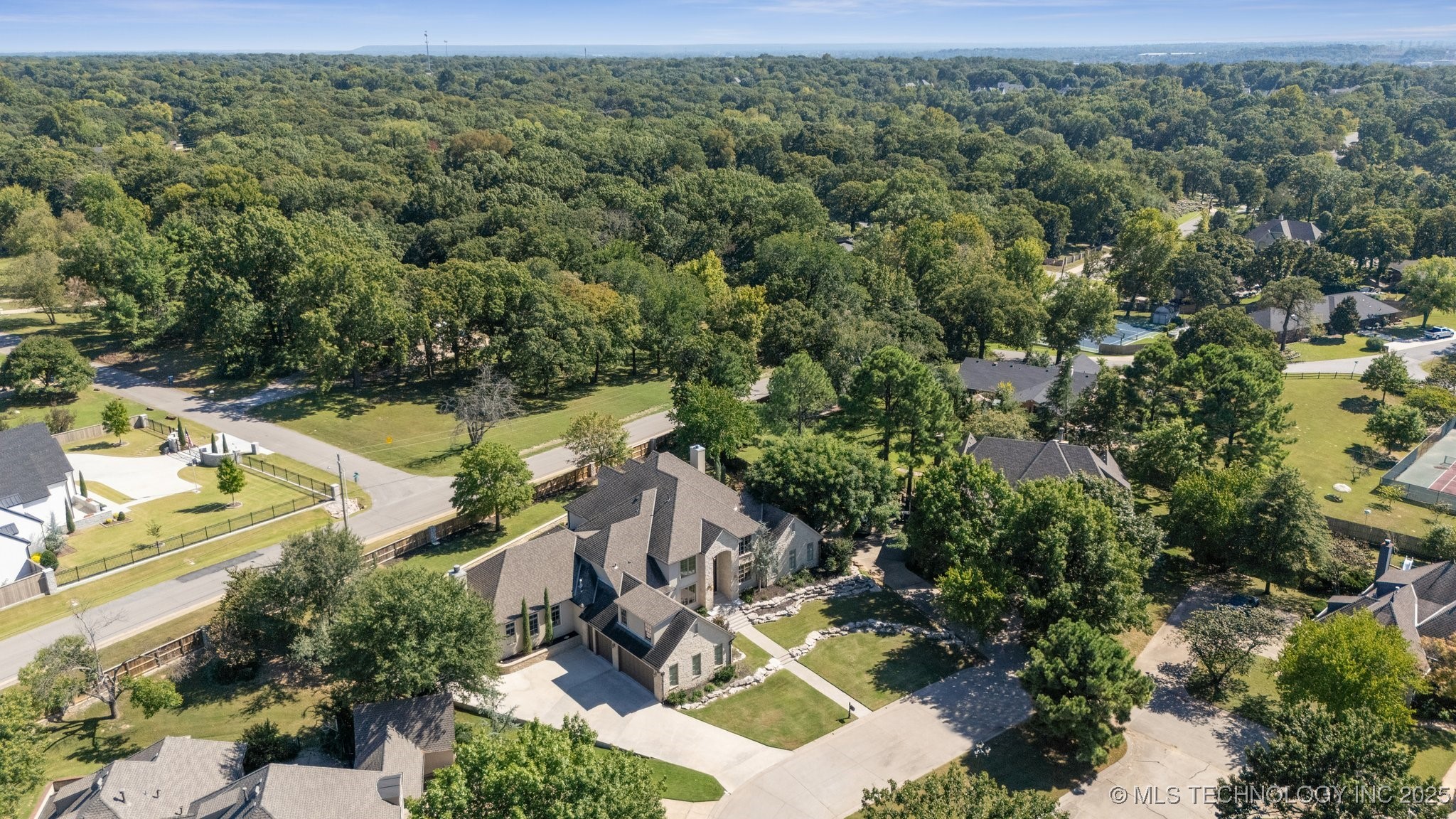 3633 E 104th Street Property Photo 95