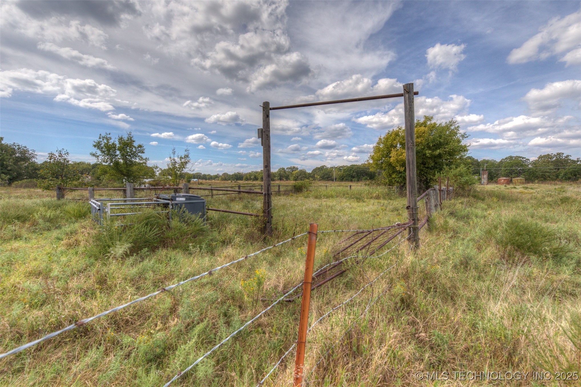 County Road 2561 Property Photo 9