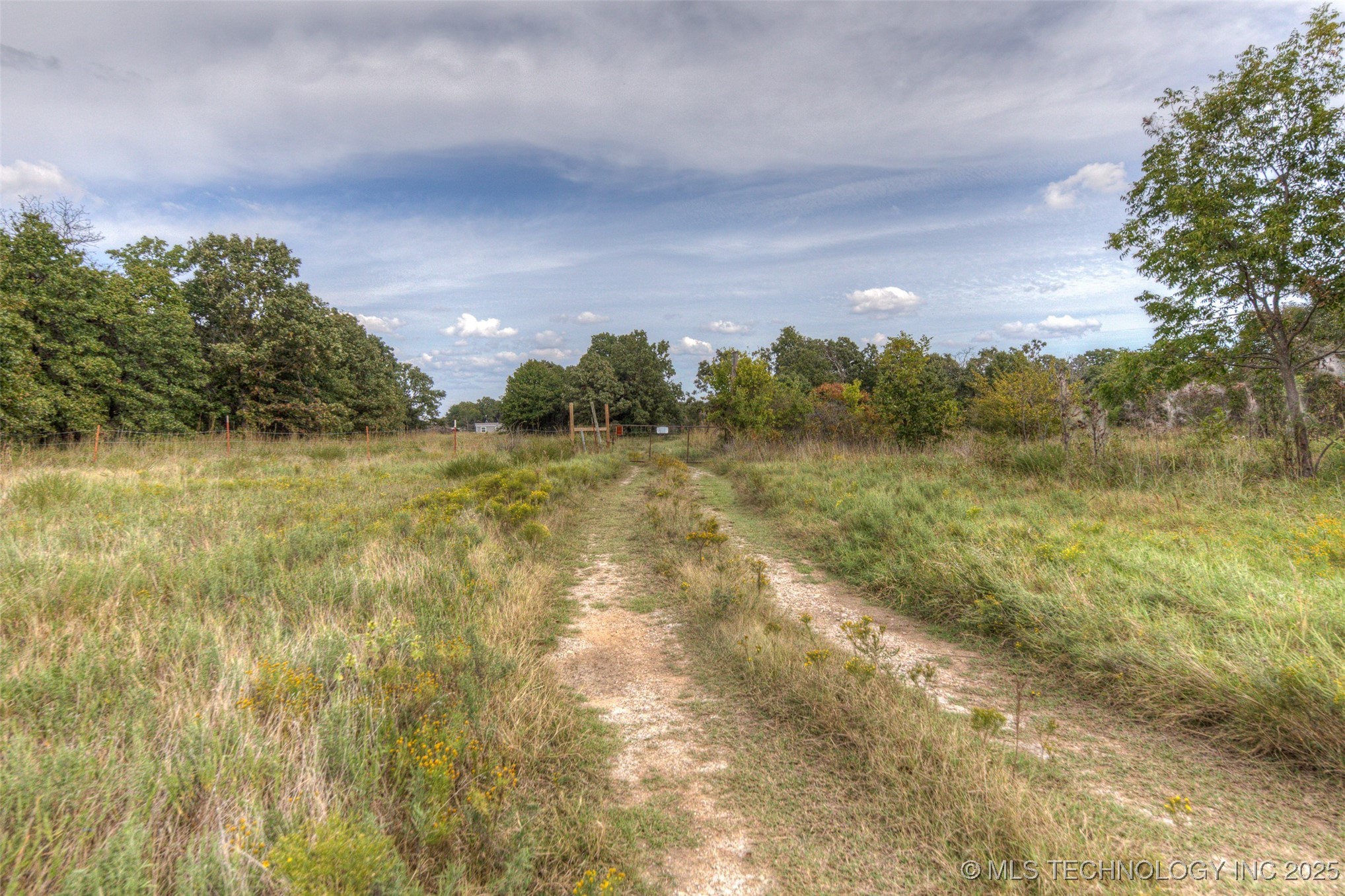 County Road 2561 Property Photo 37