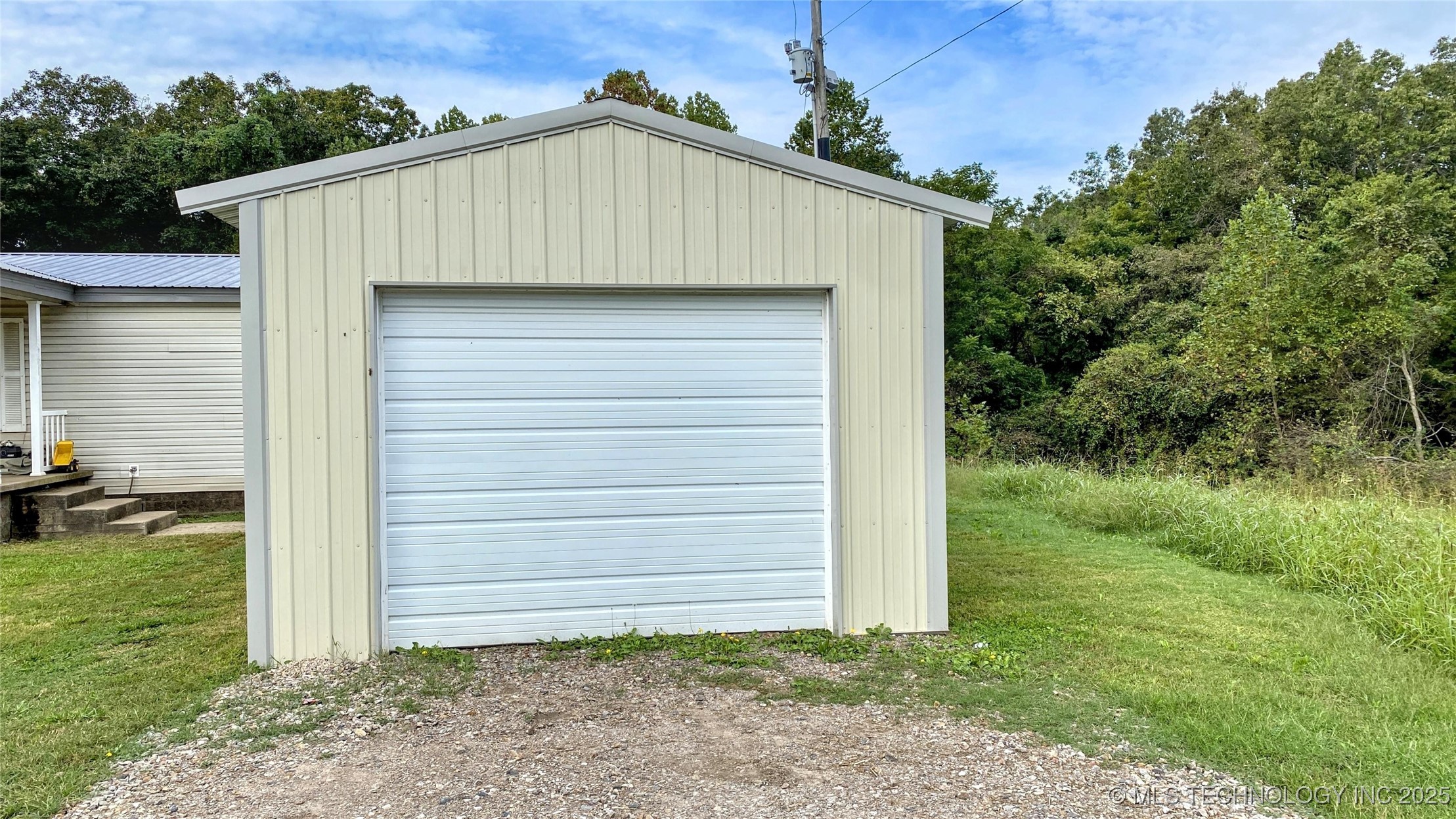 466698 Hwy 51 Property Photo 27
