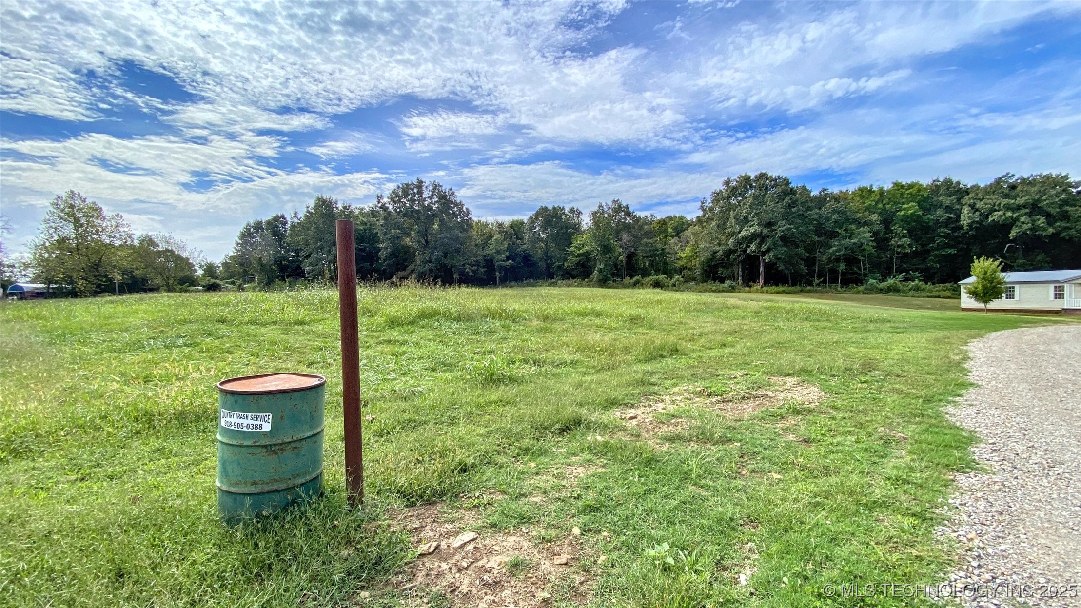 466698 Hwy 51 Property Photo 34