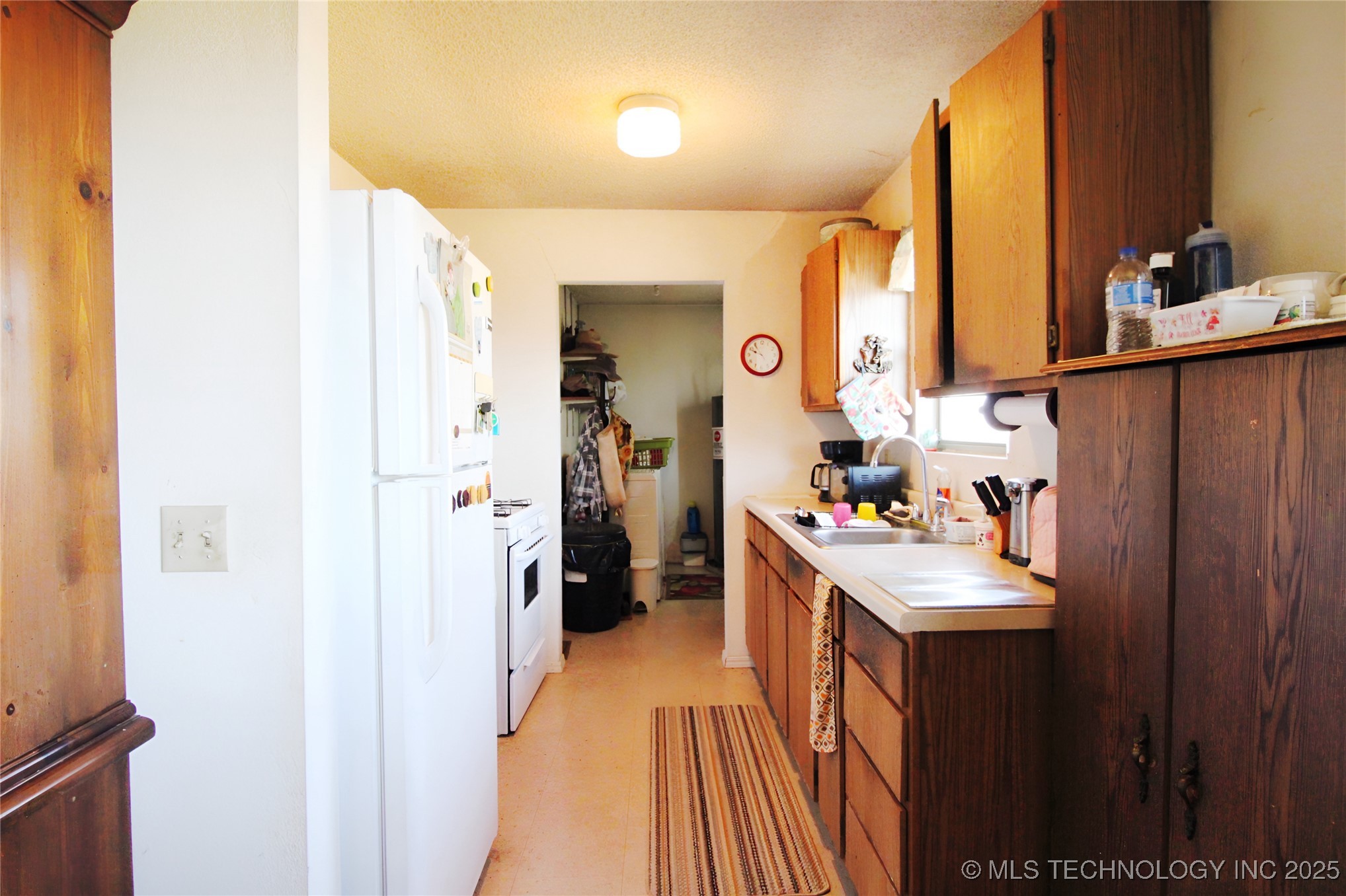 404517 E 1080 Road Property Photo 5