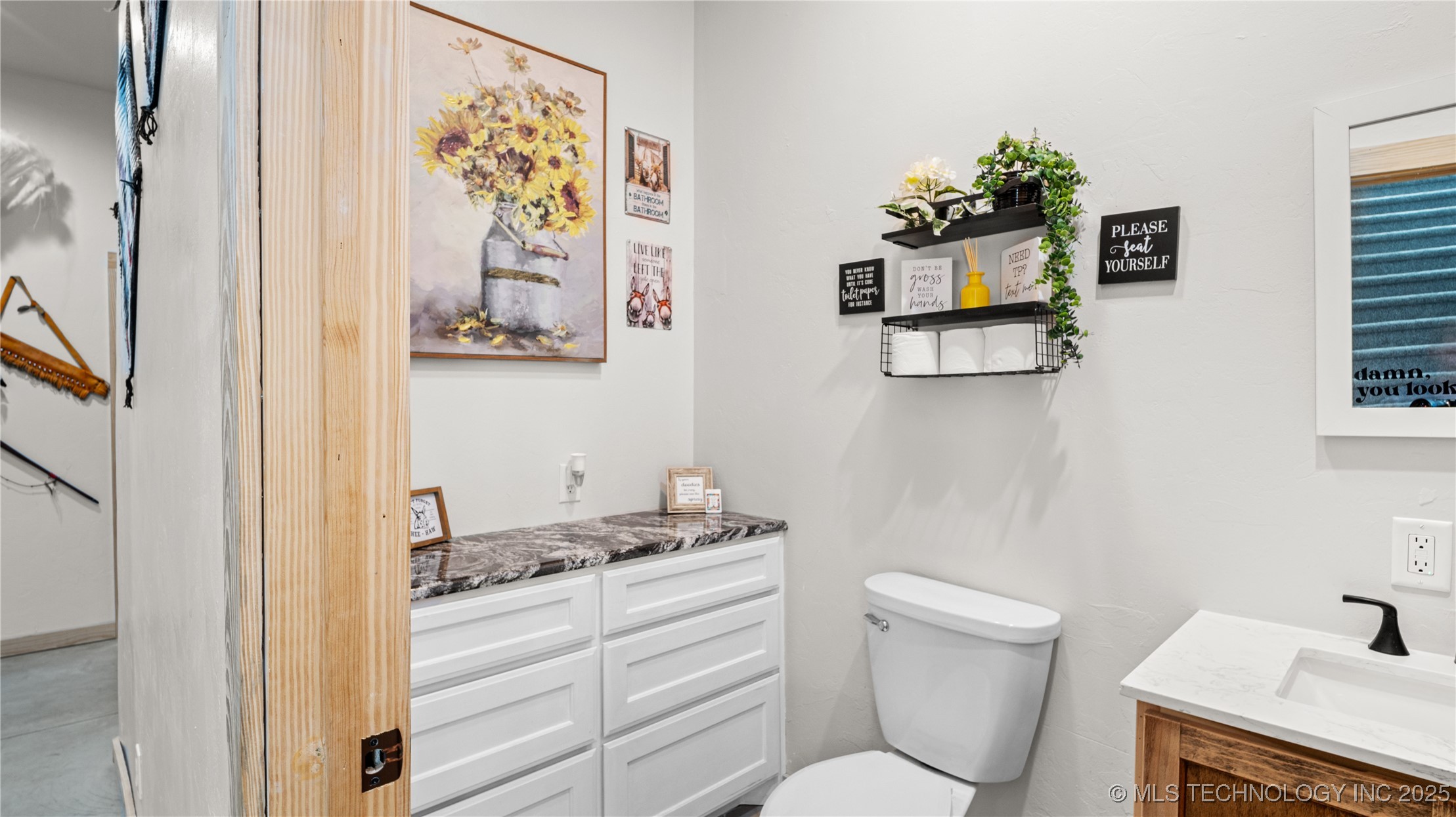 3376 Old Hwy 70 Property Photo 14