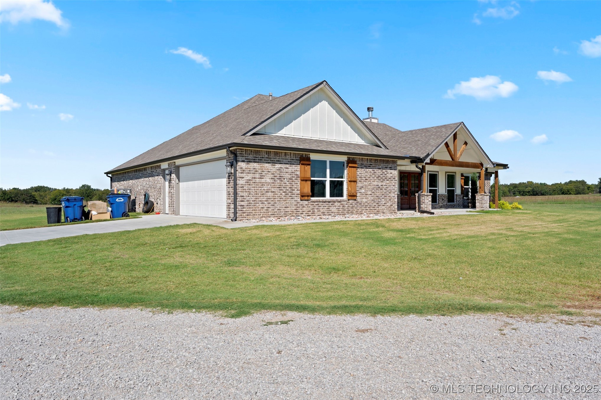 11890 S 4050 Road Property Photo 3