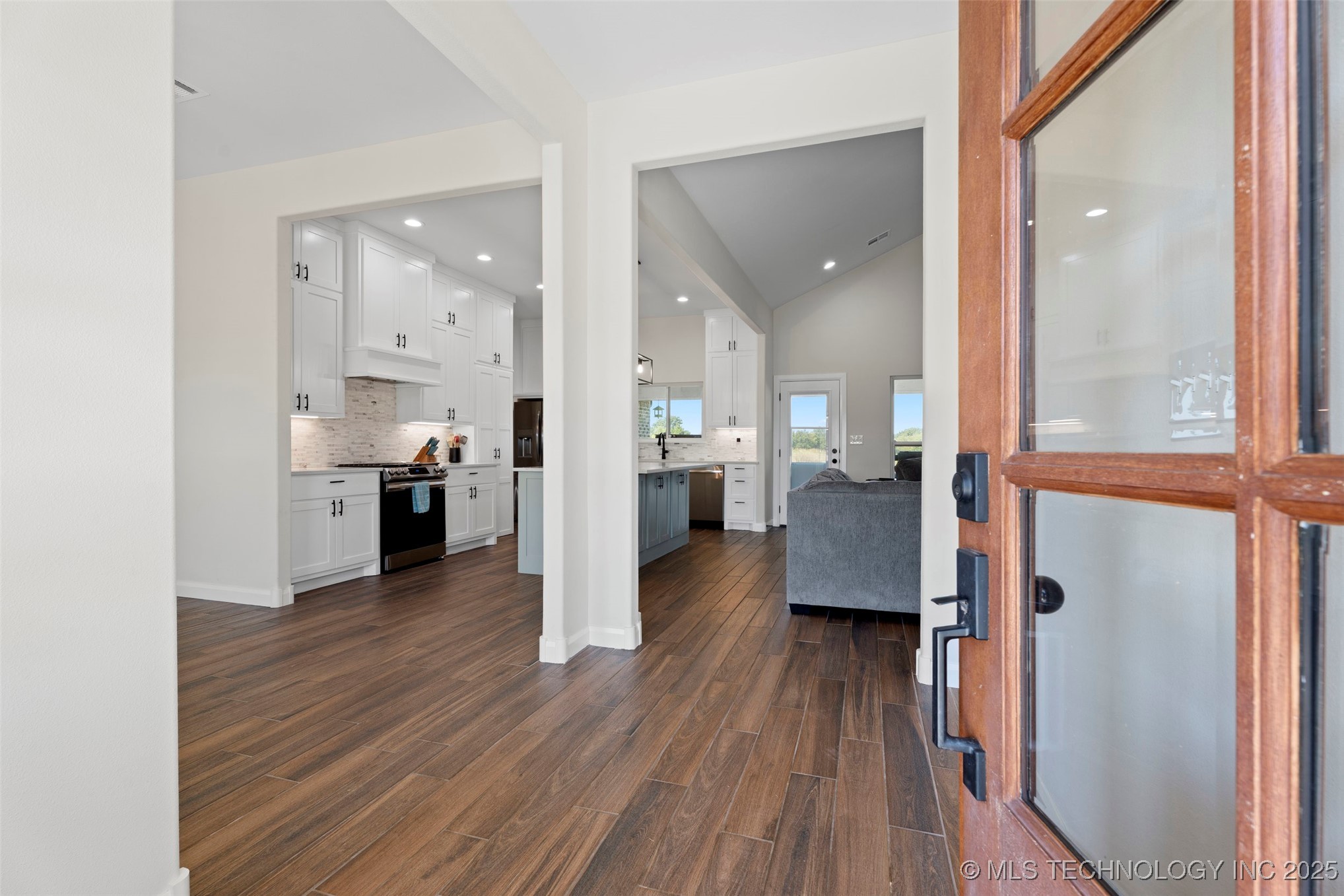 11890 S 4050 Road Property Photo 4