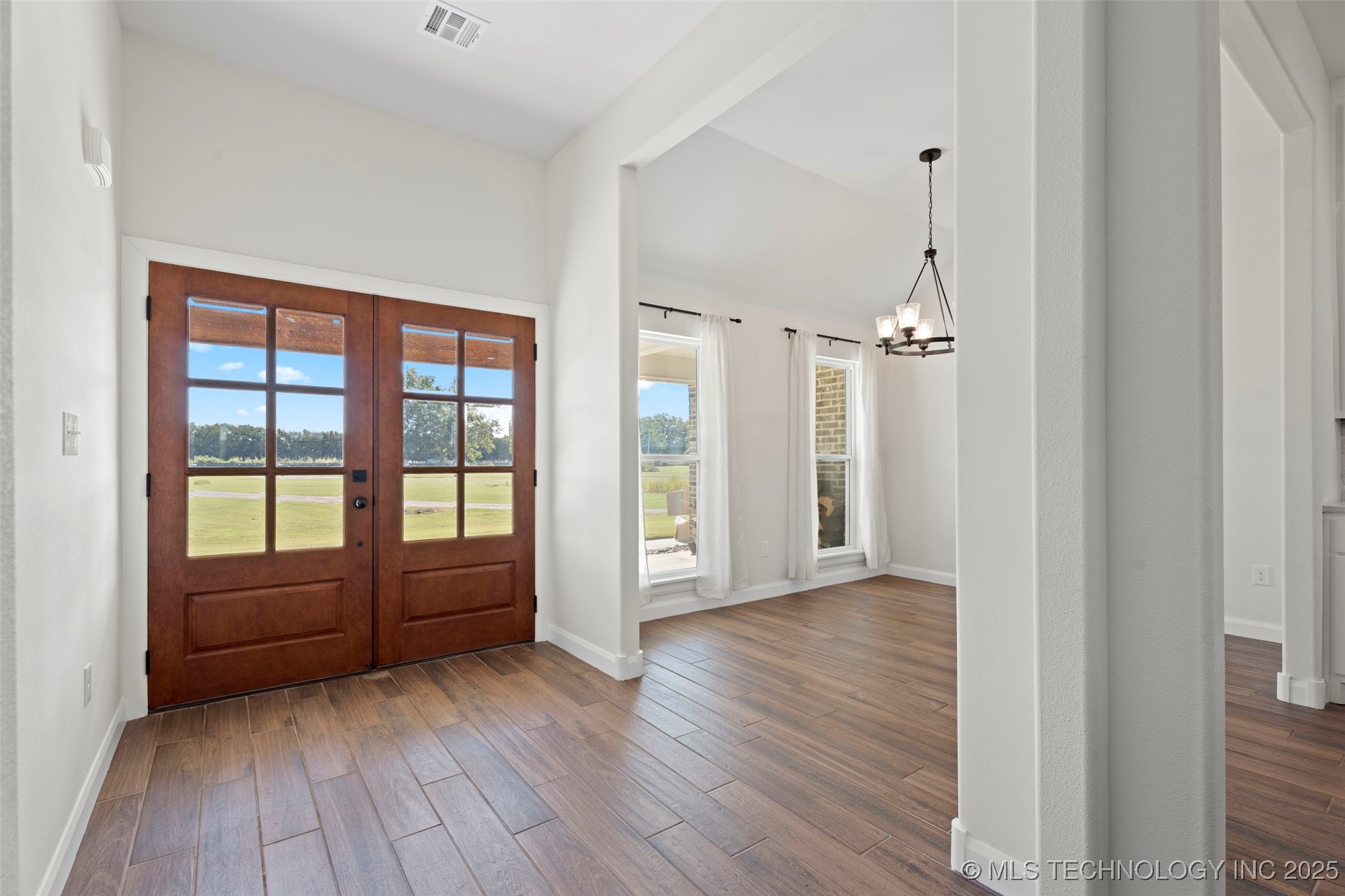 11890 S 4050 Road Property Photo 6