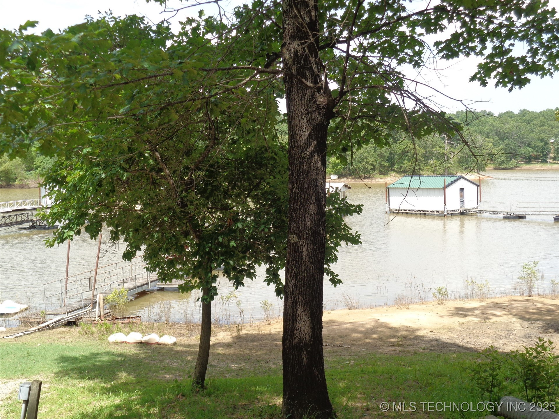 116645 S 4256 Road Property Photo 4