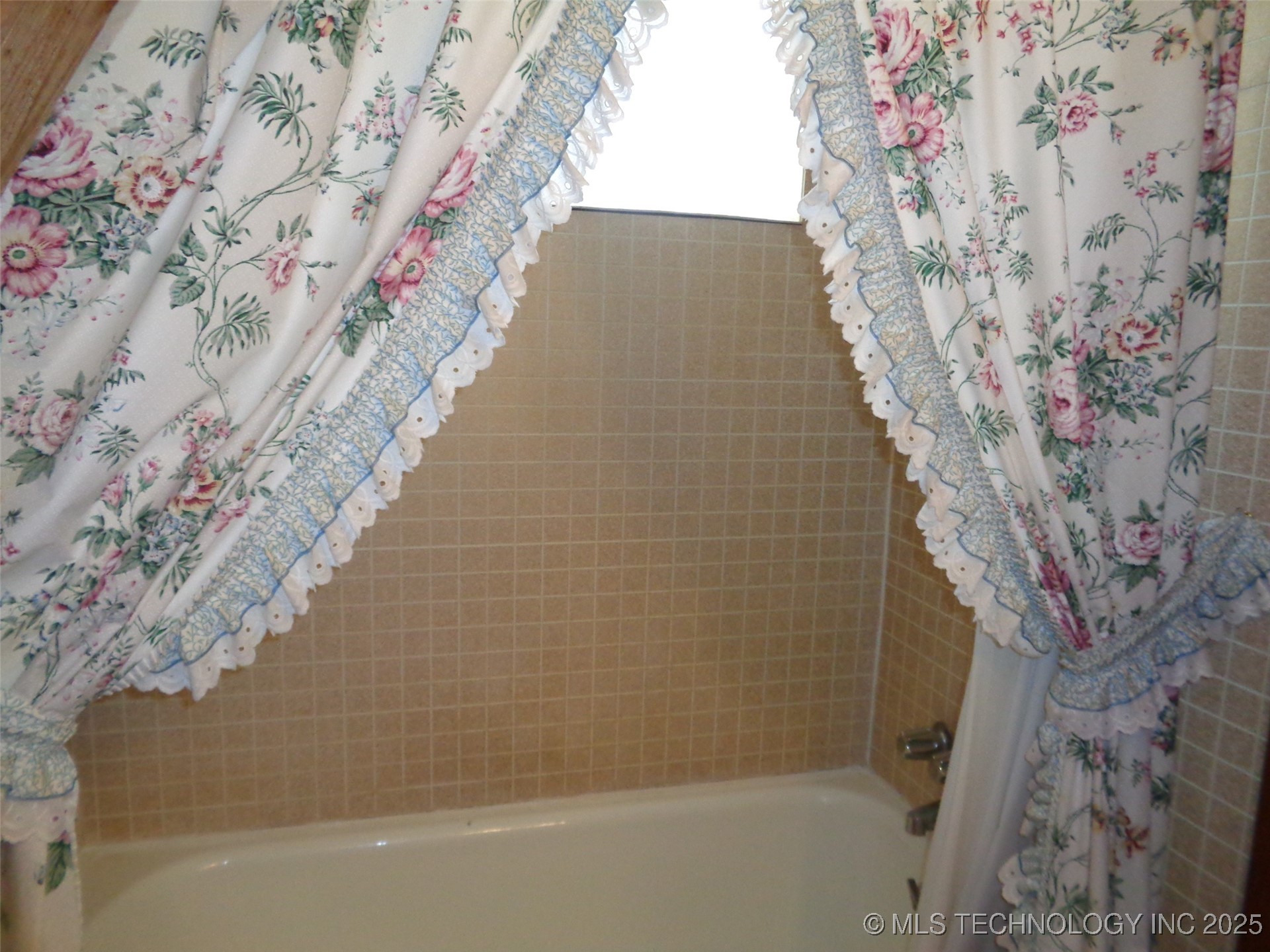 116645 S 4256 Road Property Photo 24