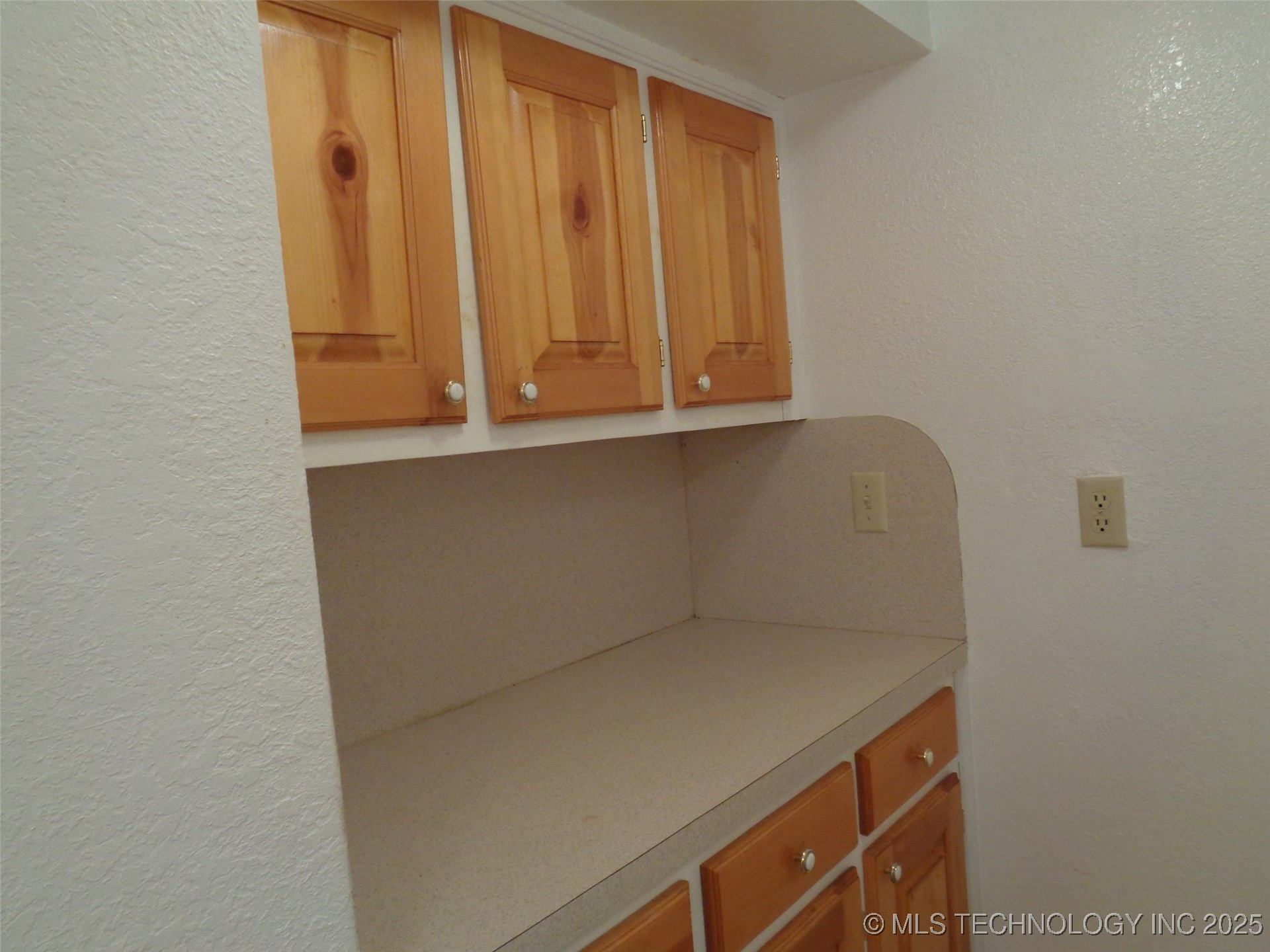 116645 S 4256 Road Property Photo 26