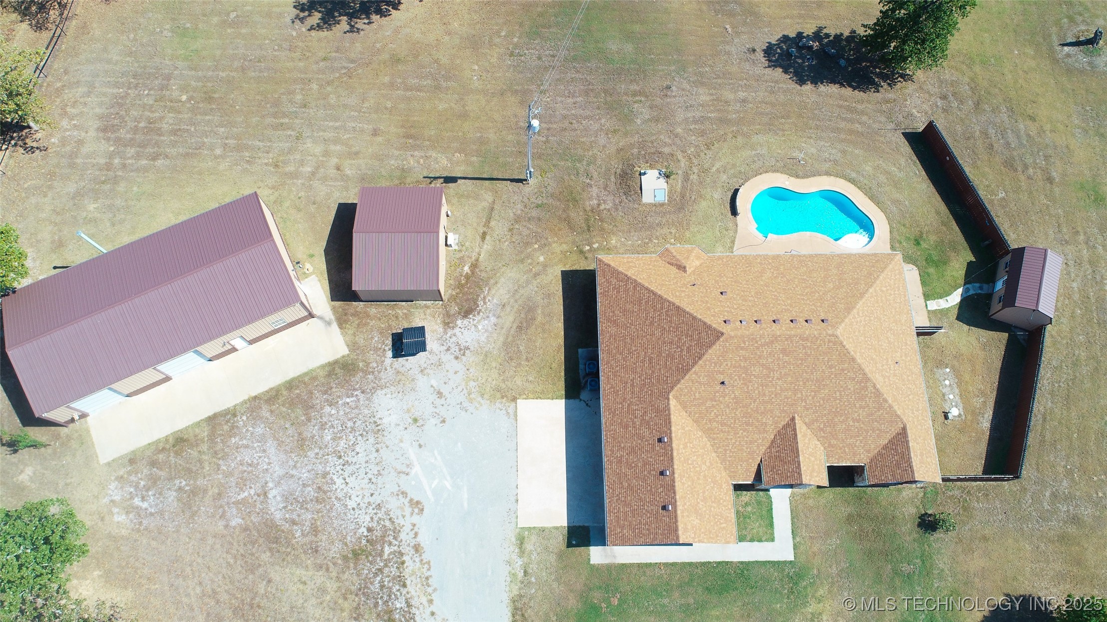 2365 S 361st West Avenue Property Photo 8