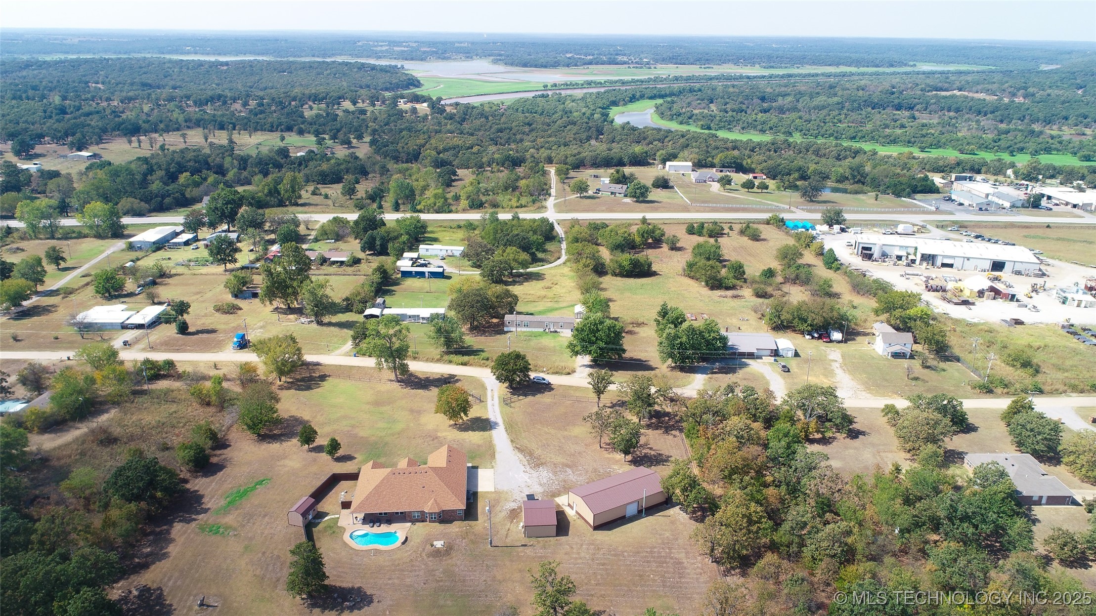 2365 S 361st West Avenue Property Photo 9